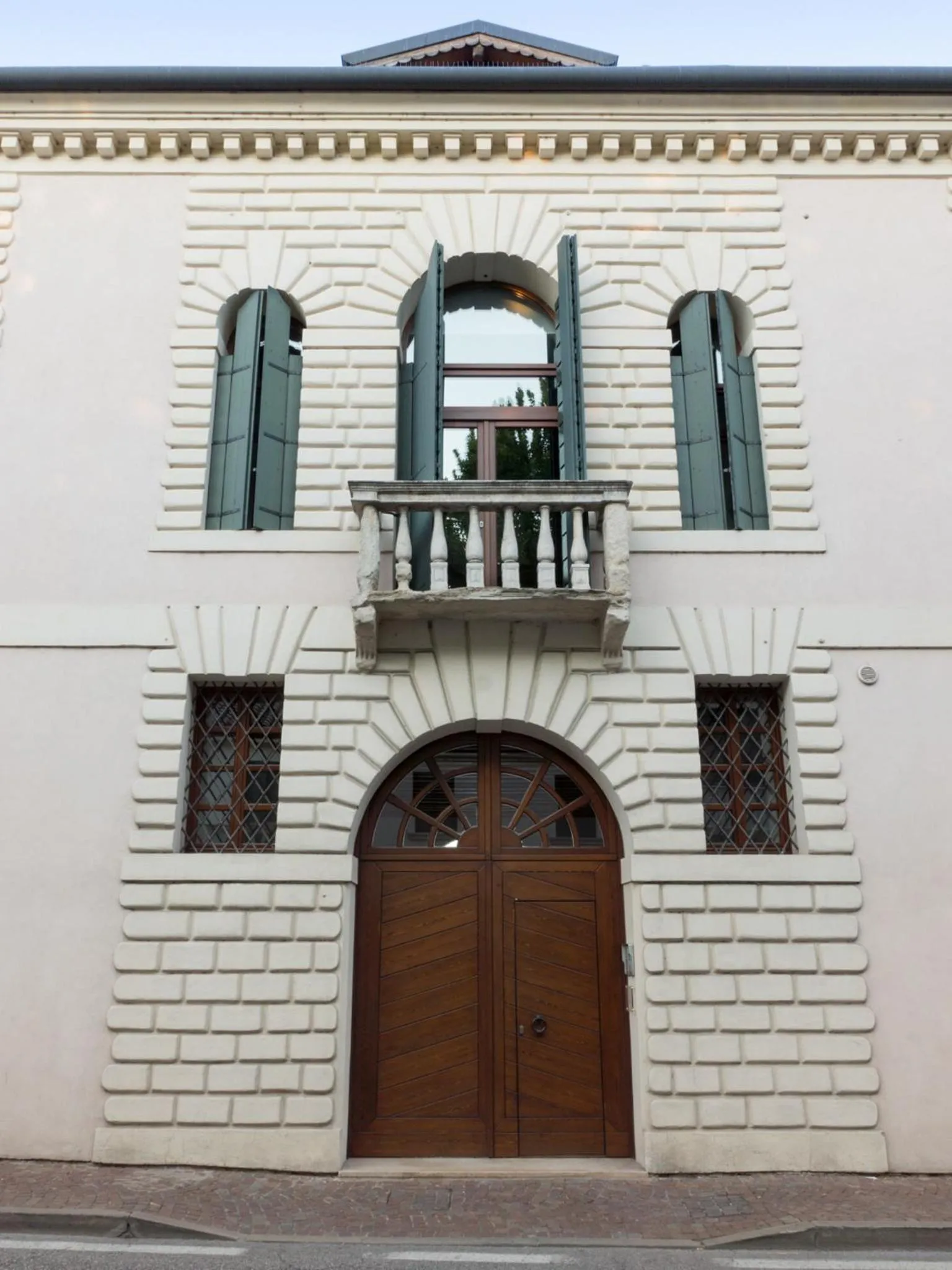 Facade/entrance in Residence Le Bugne