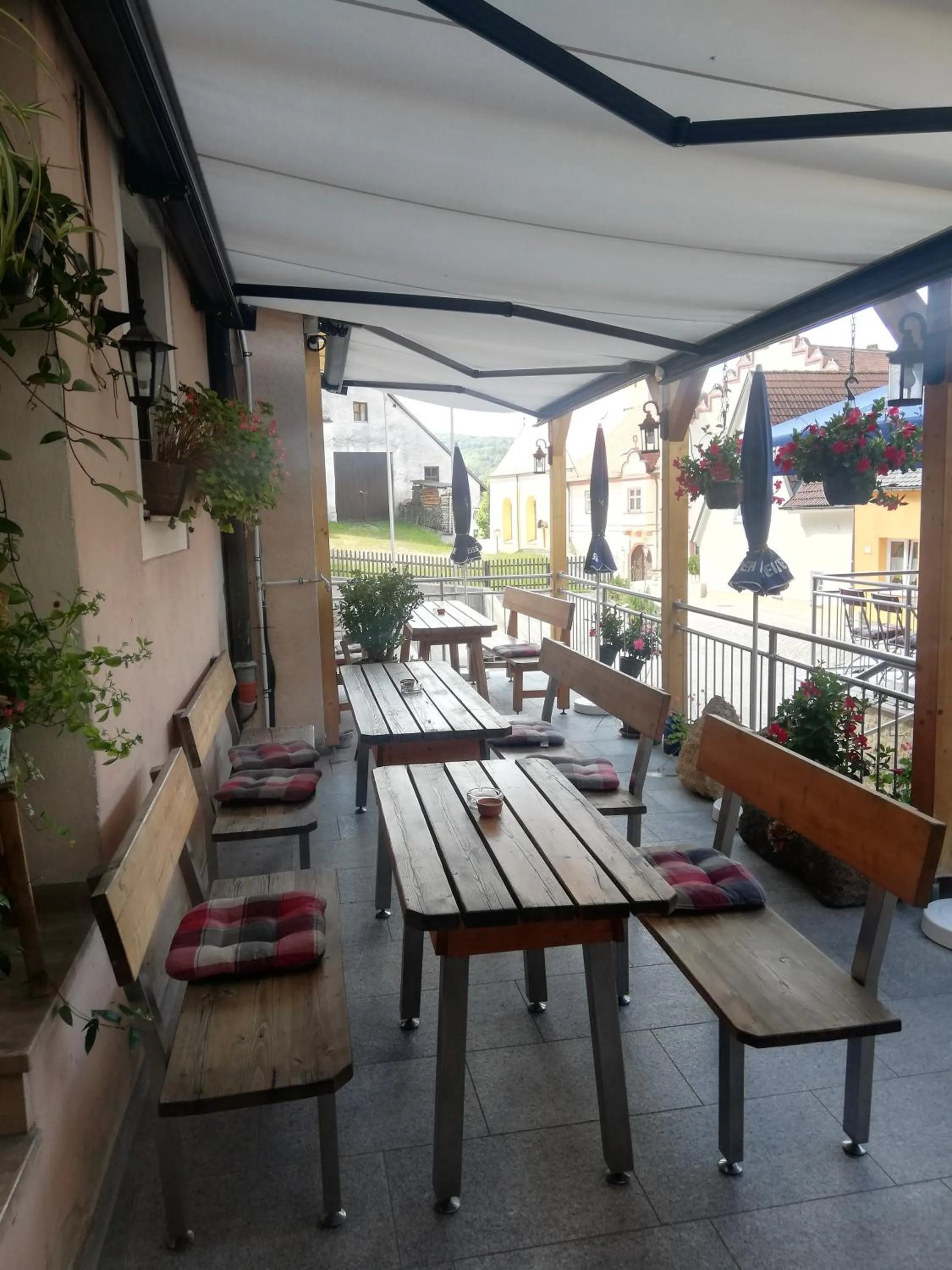 Gasthaus Felsenwastl