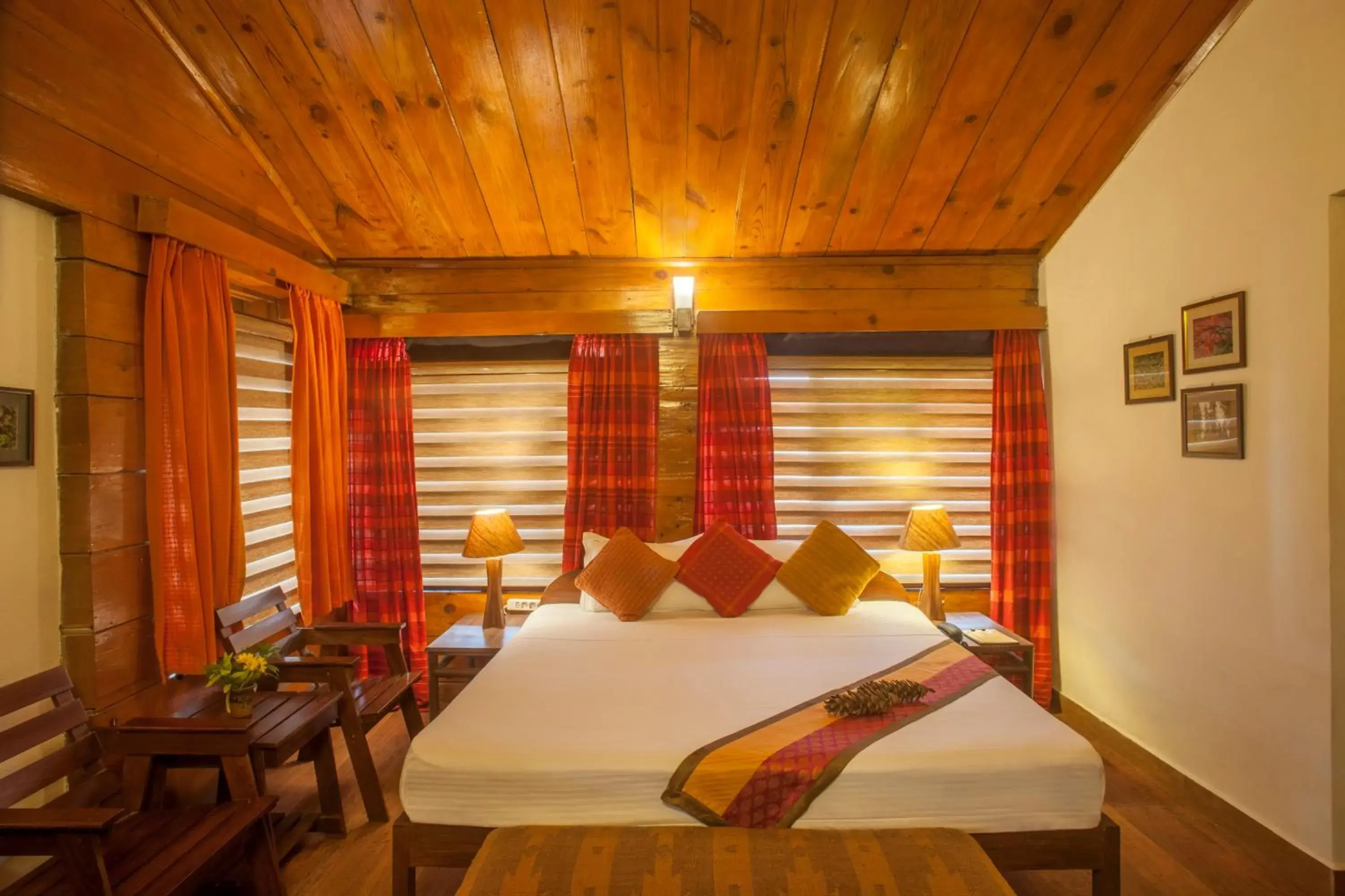 Superior Deluxe Double Room in The Hermitage Kanatal Superior Deluxe Double Room in The Hermitage Kanatal