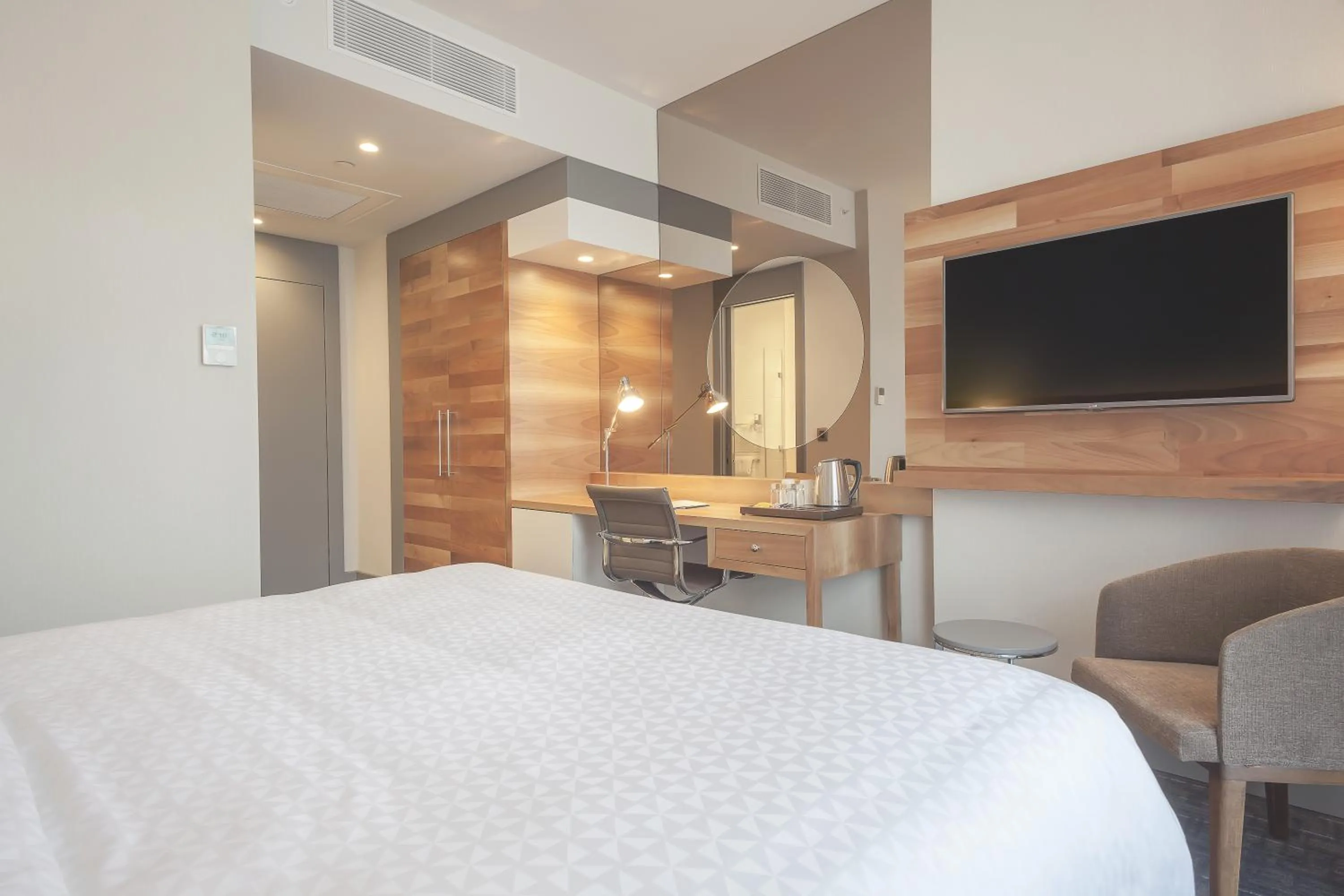 Bed in Ever Hotel Europe