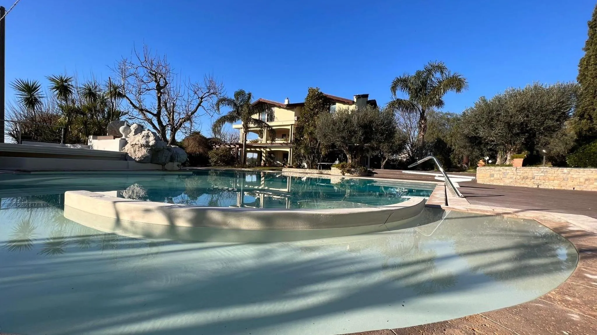 Swimming pool in Caputaquis
