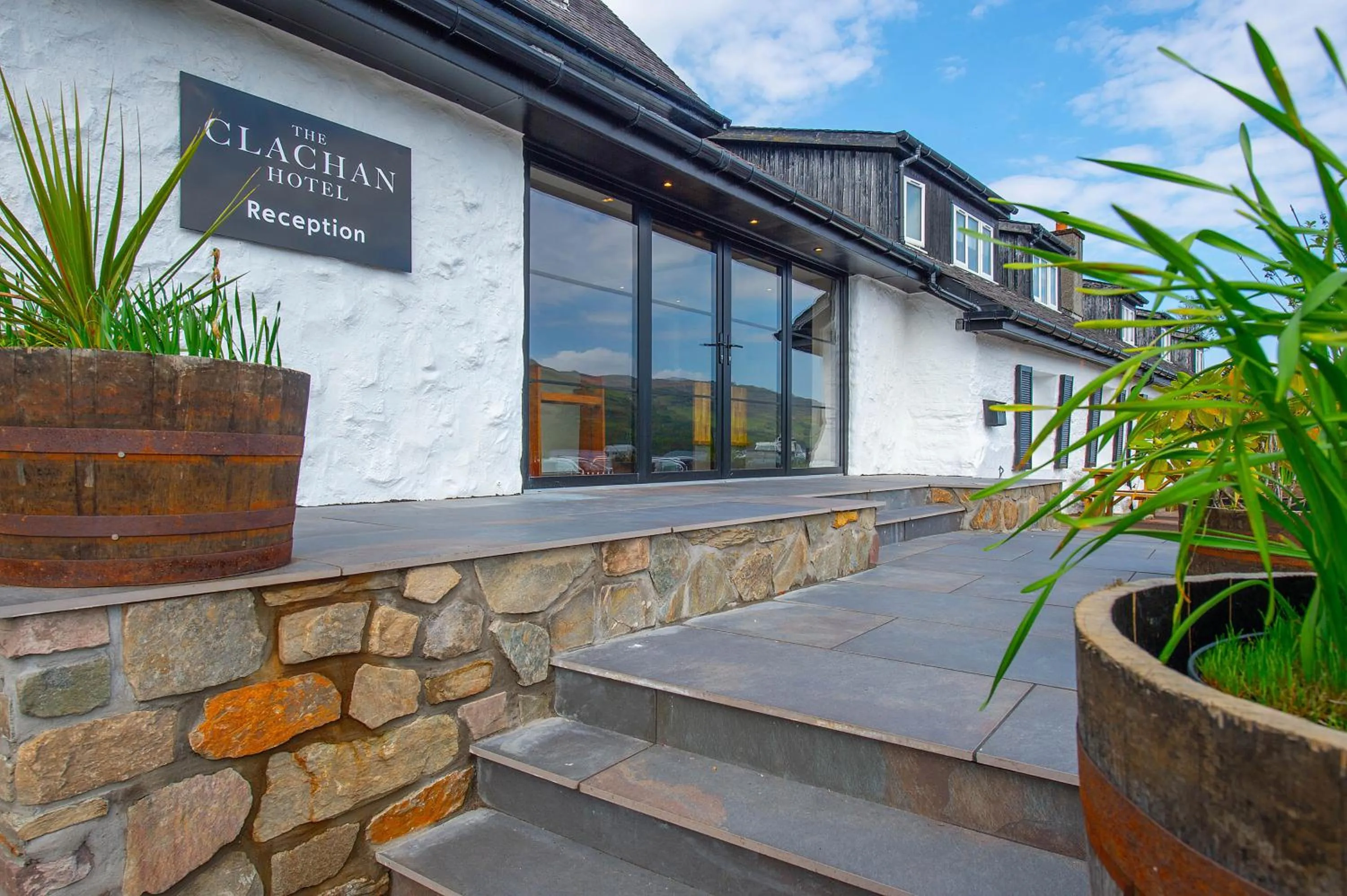 The Clachan Hotel, Lochearnhead