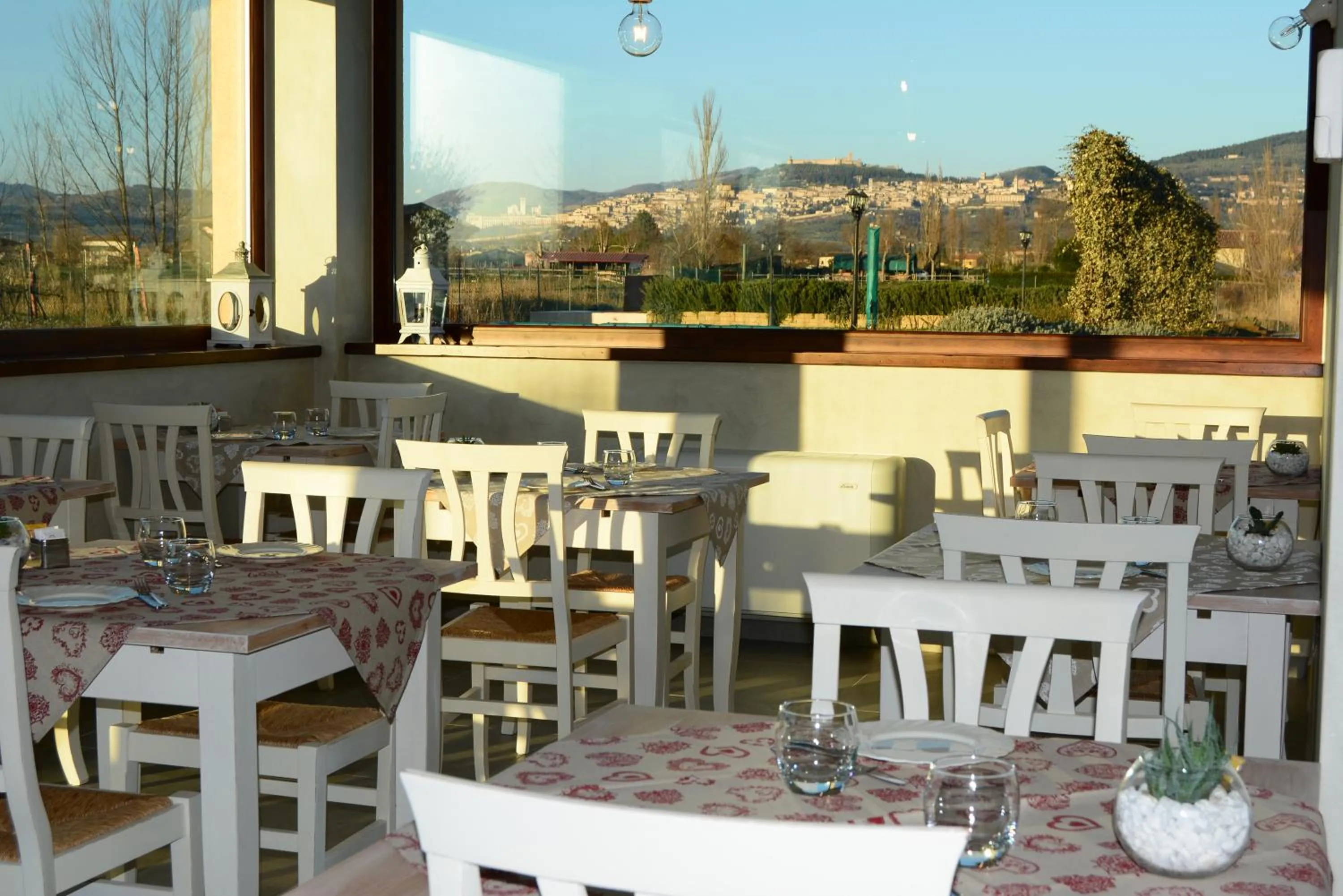 Communal lounge/ TV room in Il Fienile di Assisi