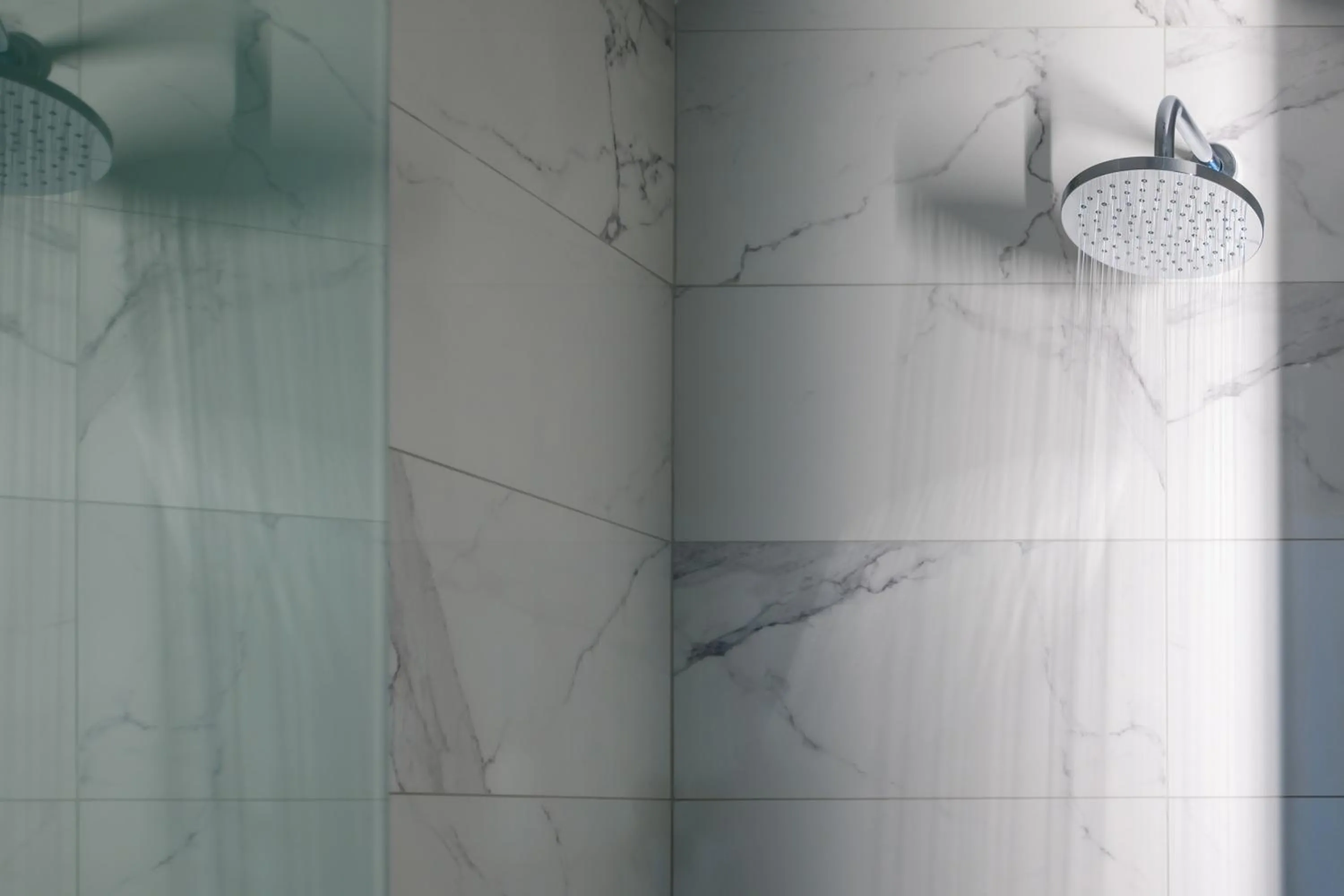 Shower in Safrani Suites