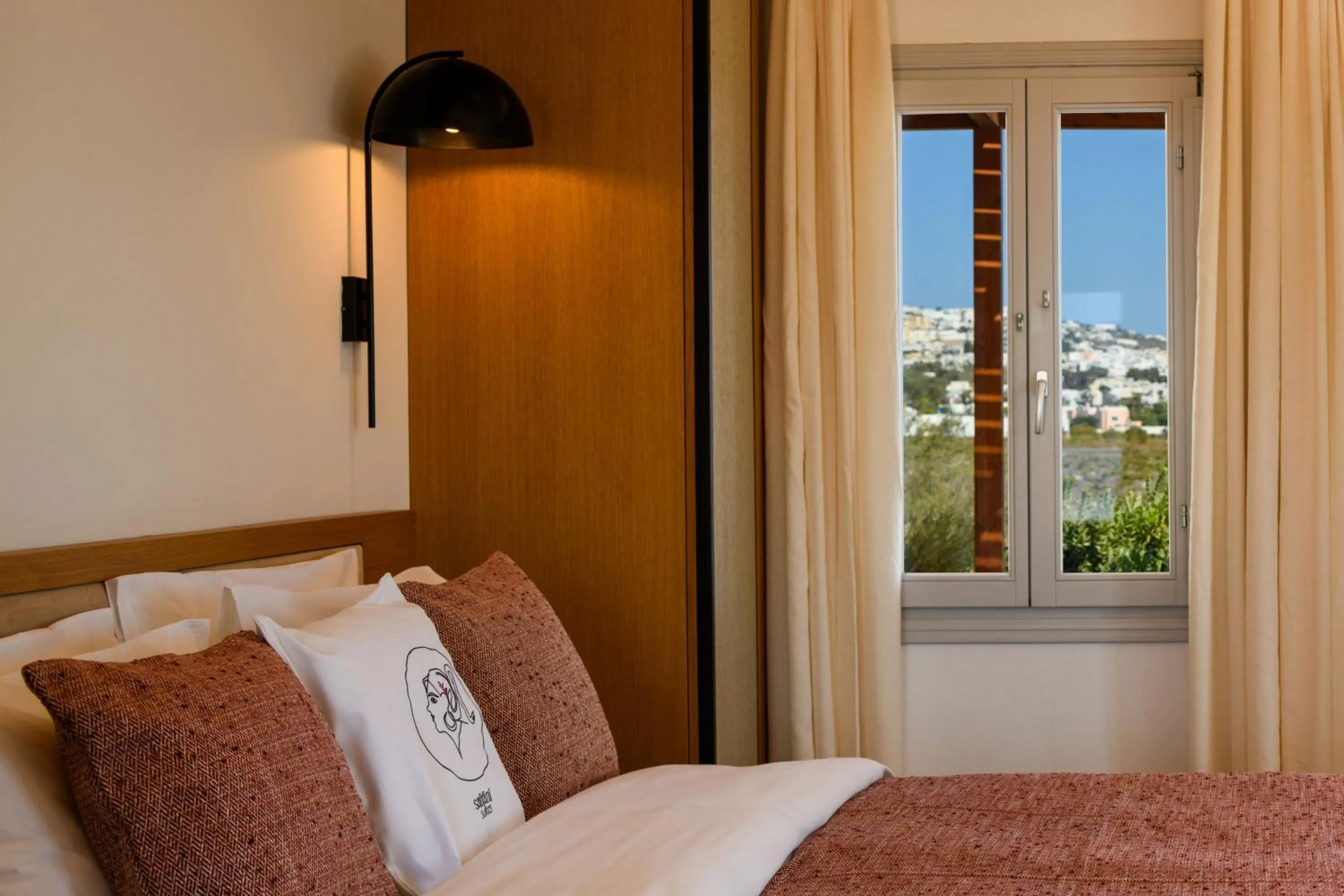 Day, Bed in Safrani Suites