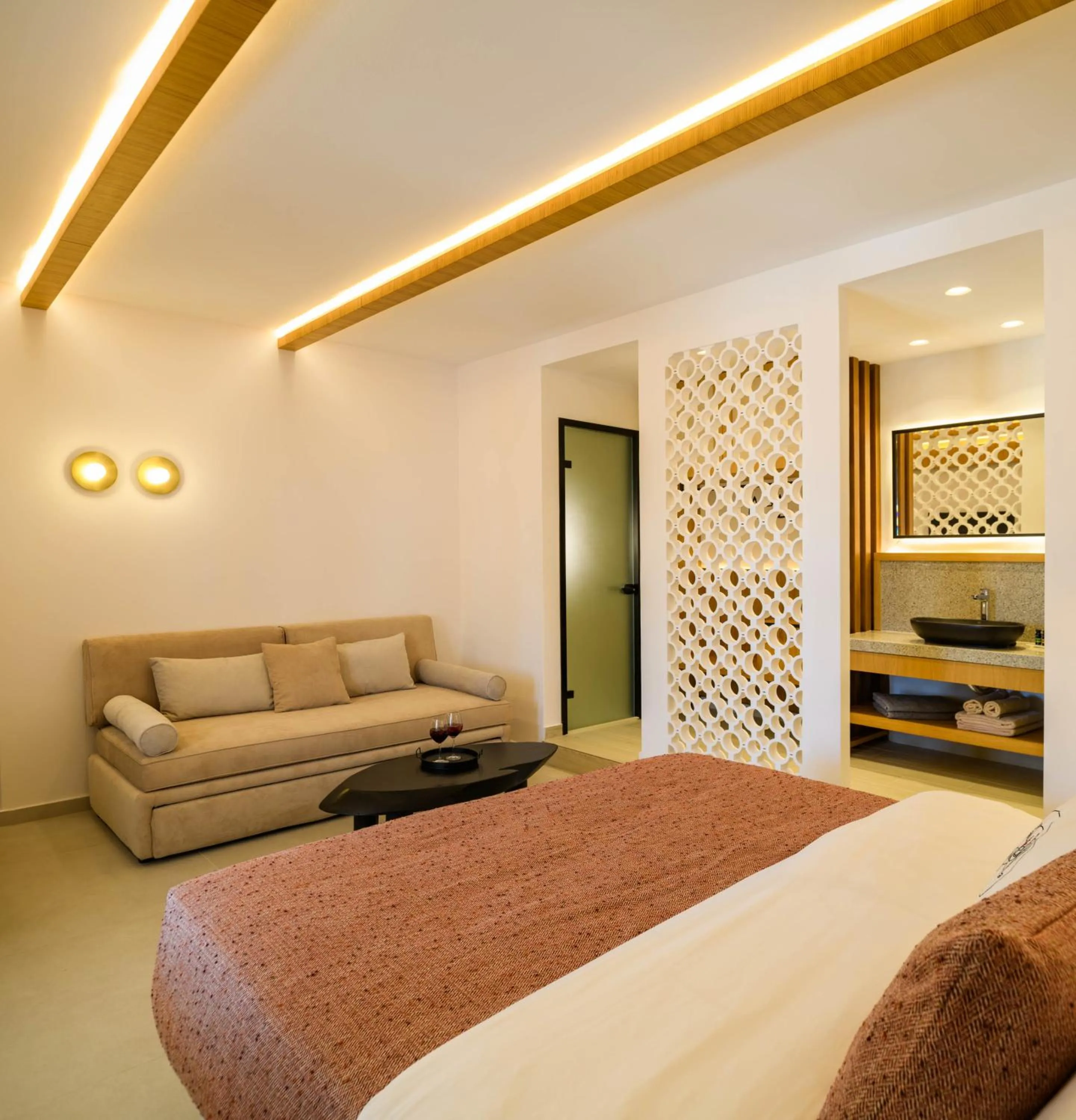 Bed in Safrani Suites