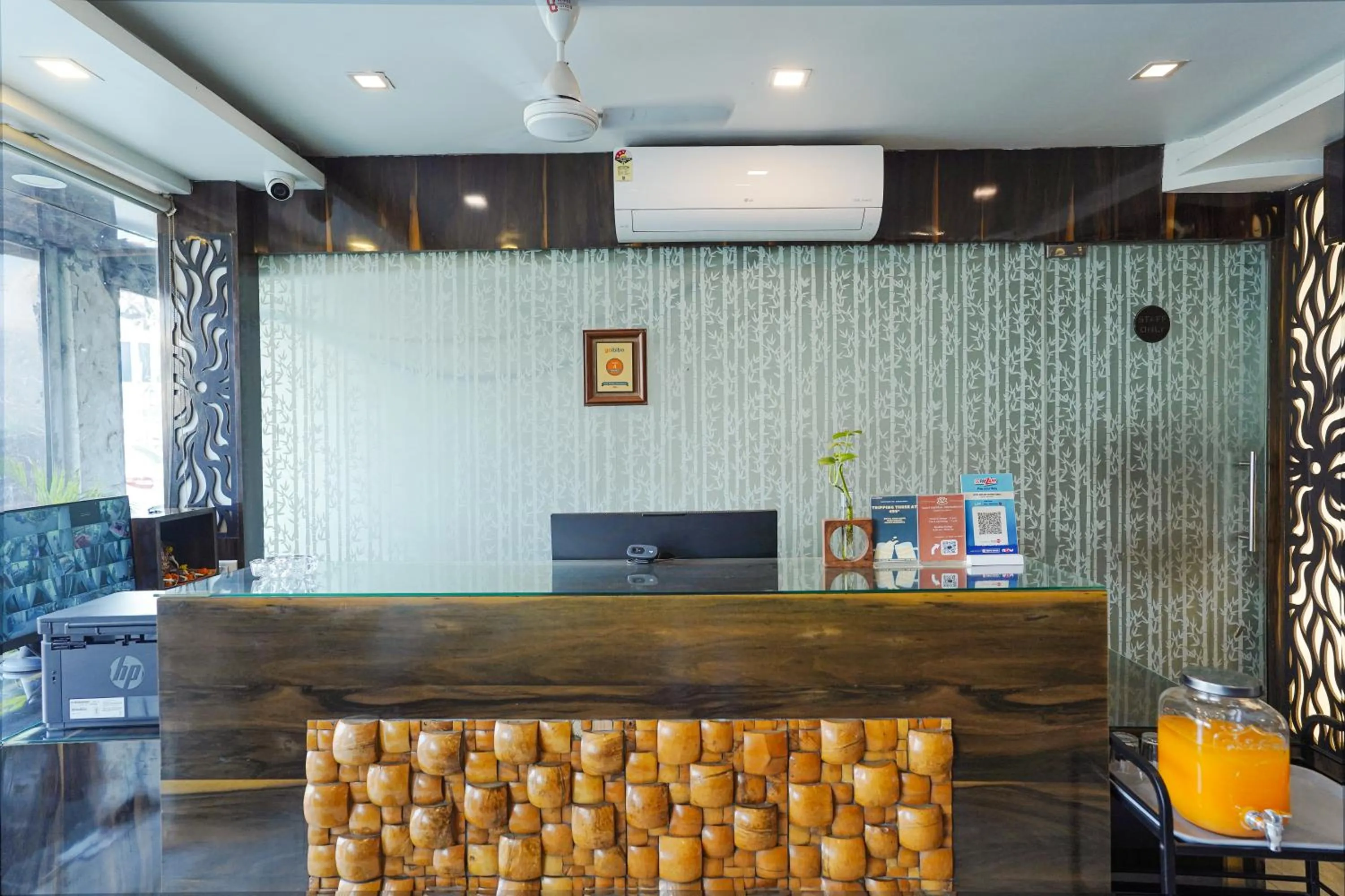 Hotel Sheldon International Near Science City