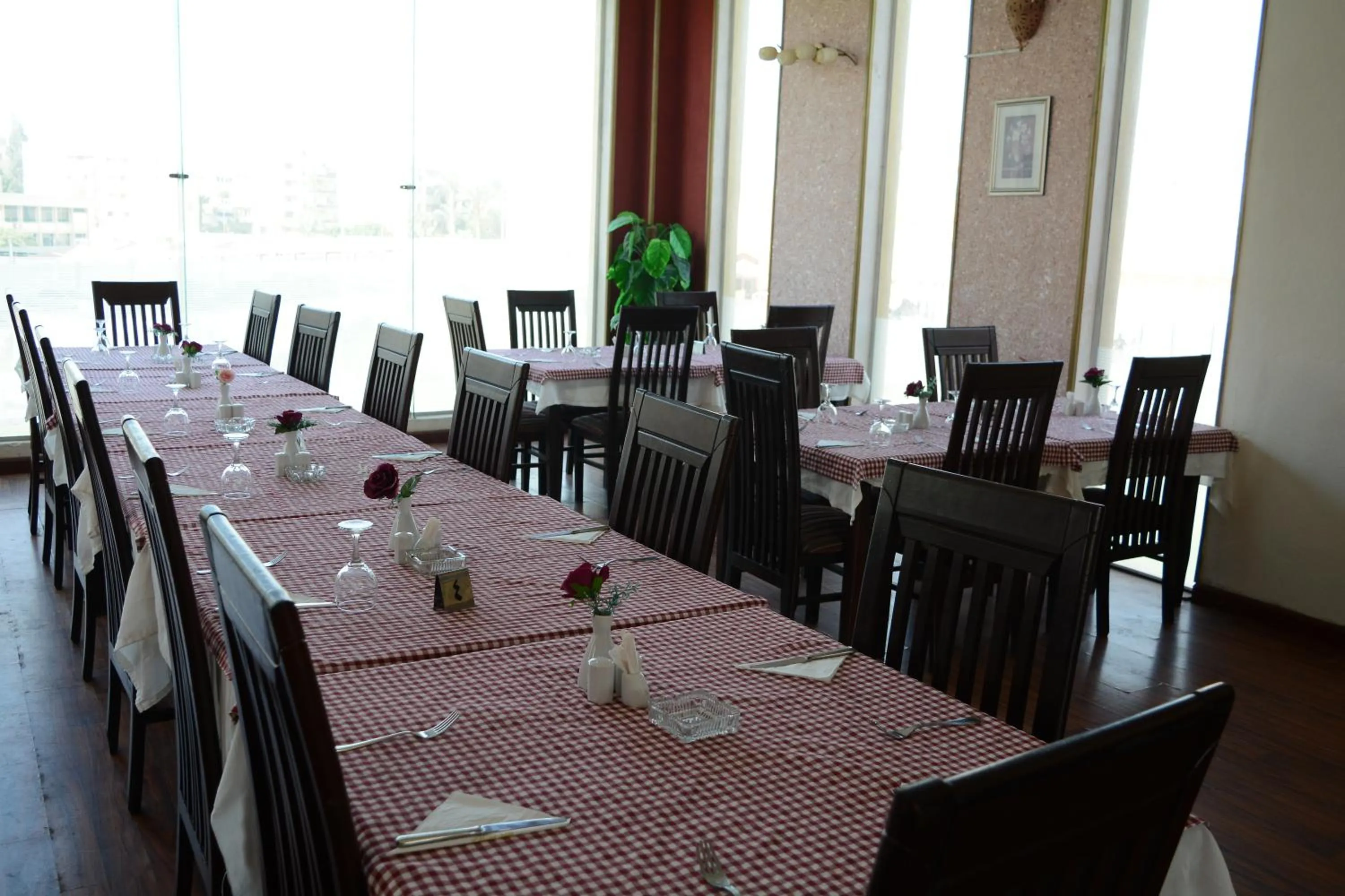 Restaurant/places to eat in Jewel Glorious Hotel