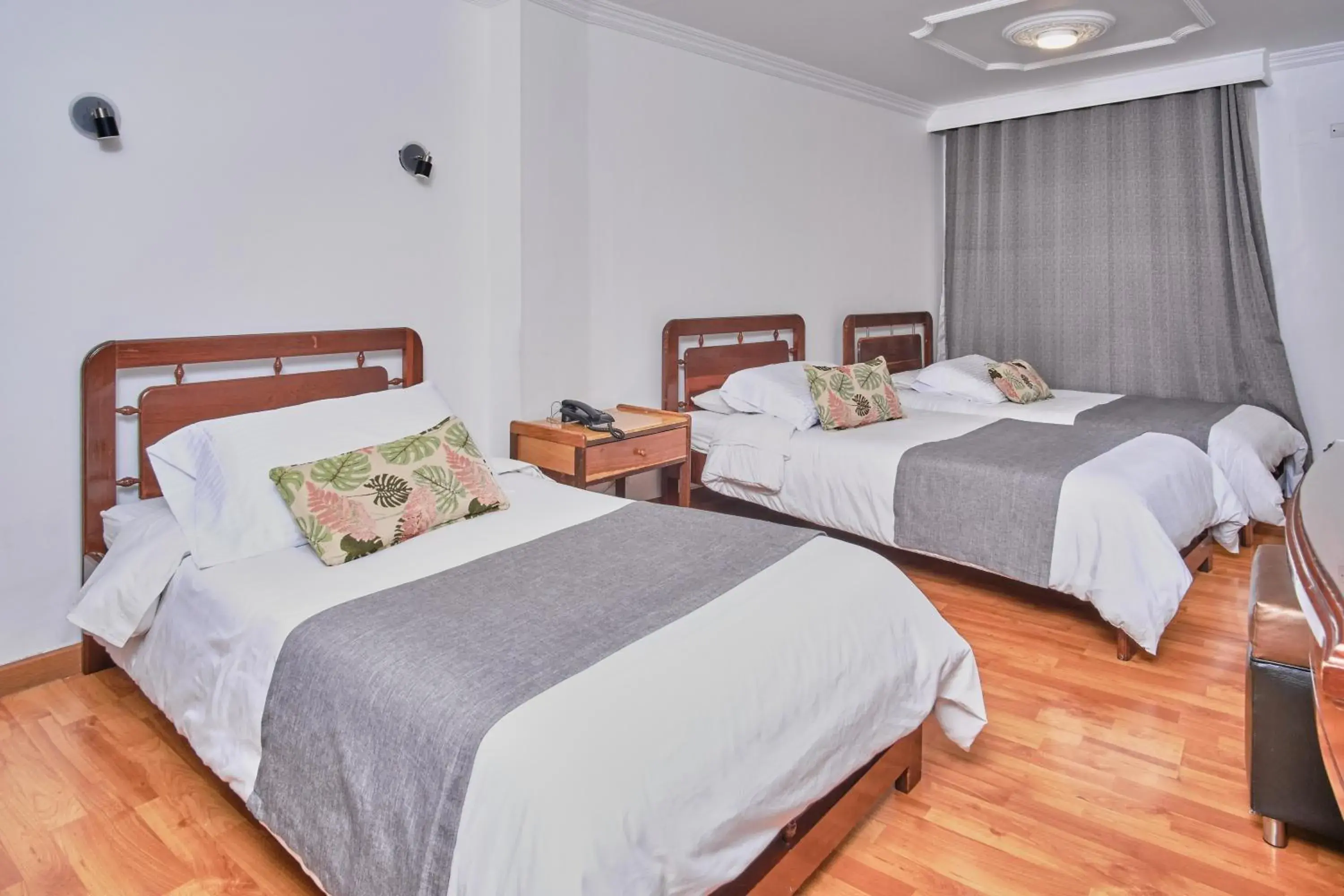 Triple Room in Hotel Virrey Central Triple Room in Hotel Virrey Central