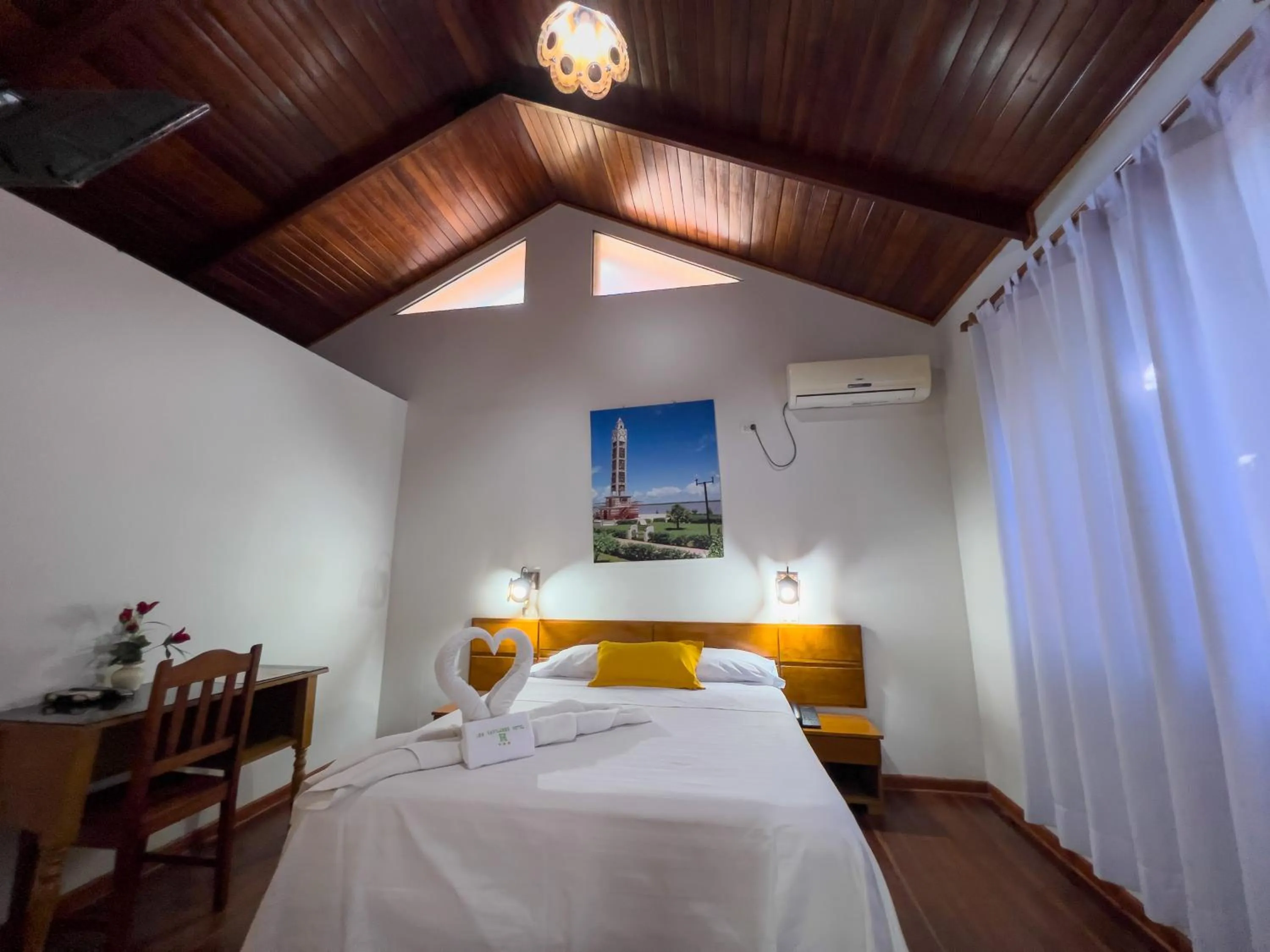 Bed in Los Gavilanes Hotel