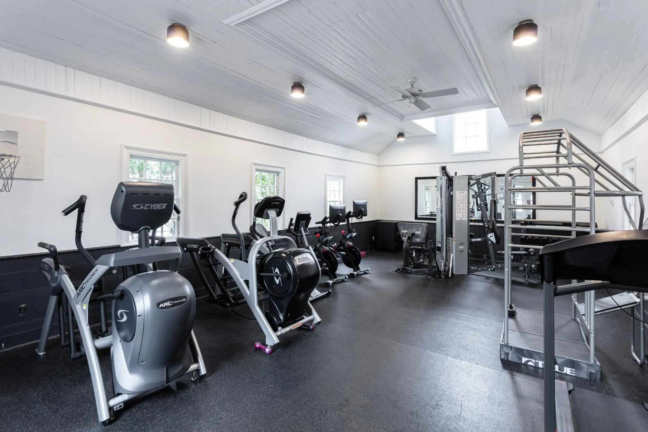 Fitness centre/facilities in EHP Resort & Marina