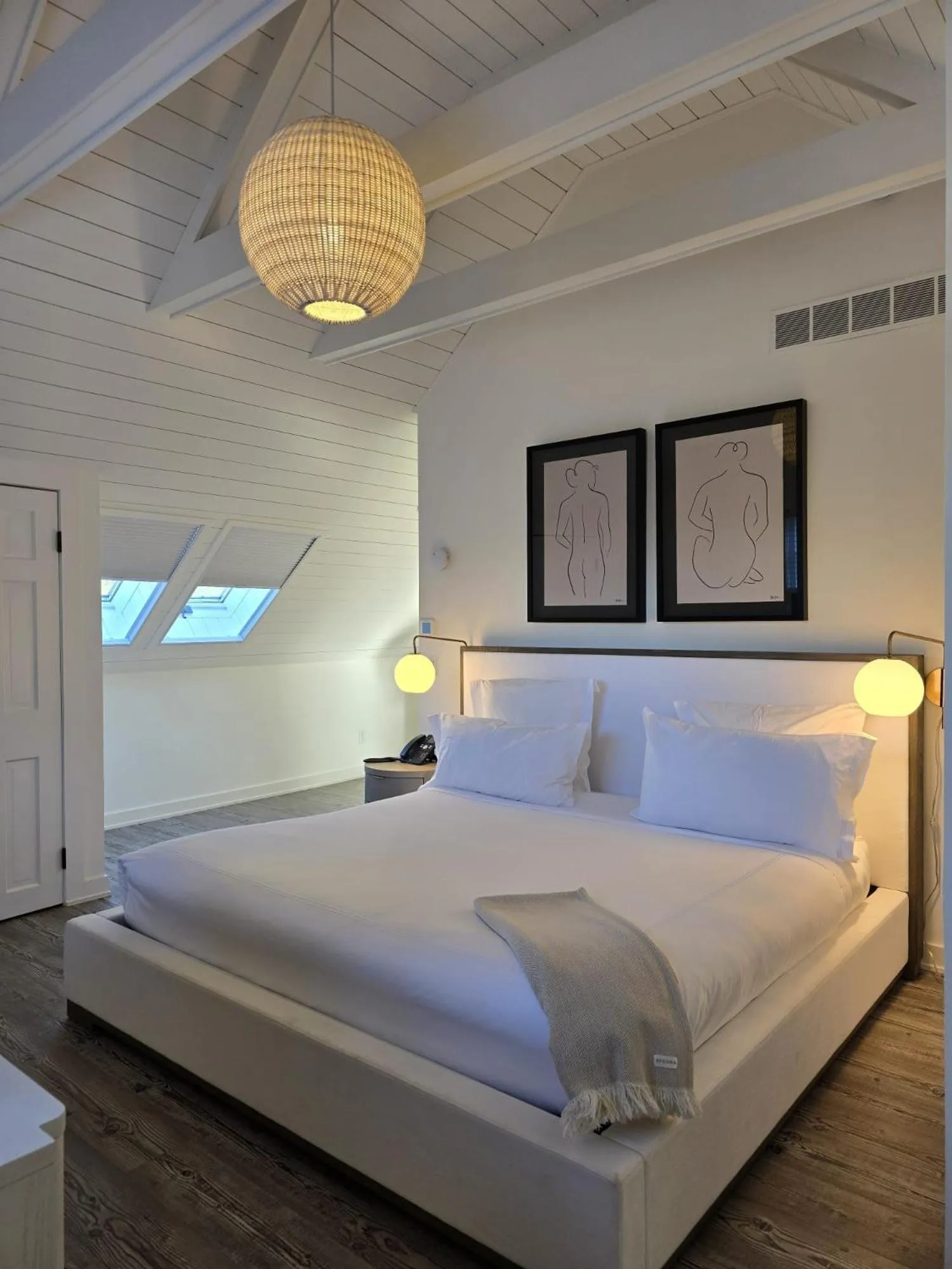 Bed in EHP Resort & Marina