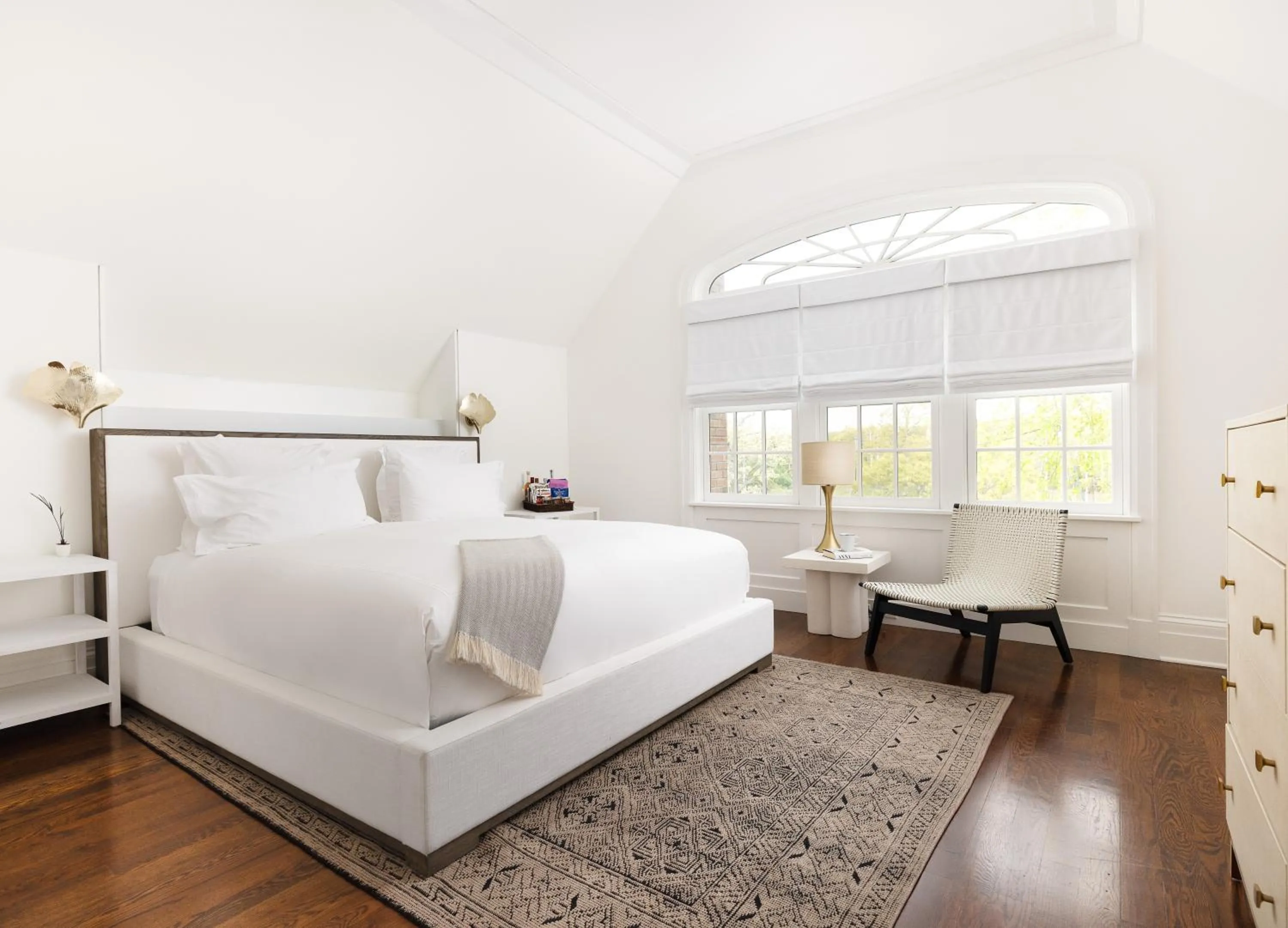 Bed in EHP Resort & Marina