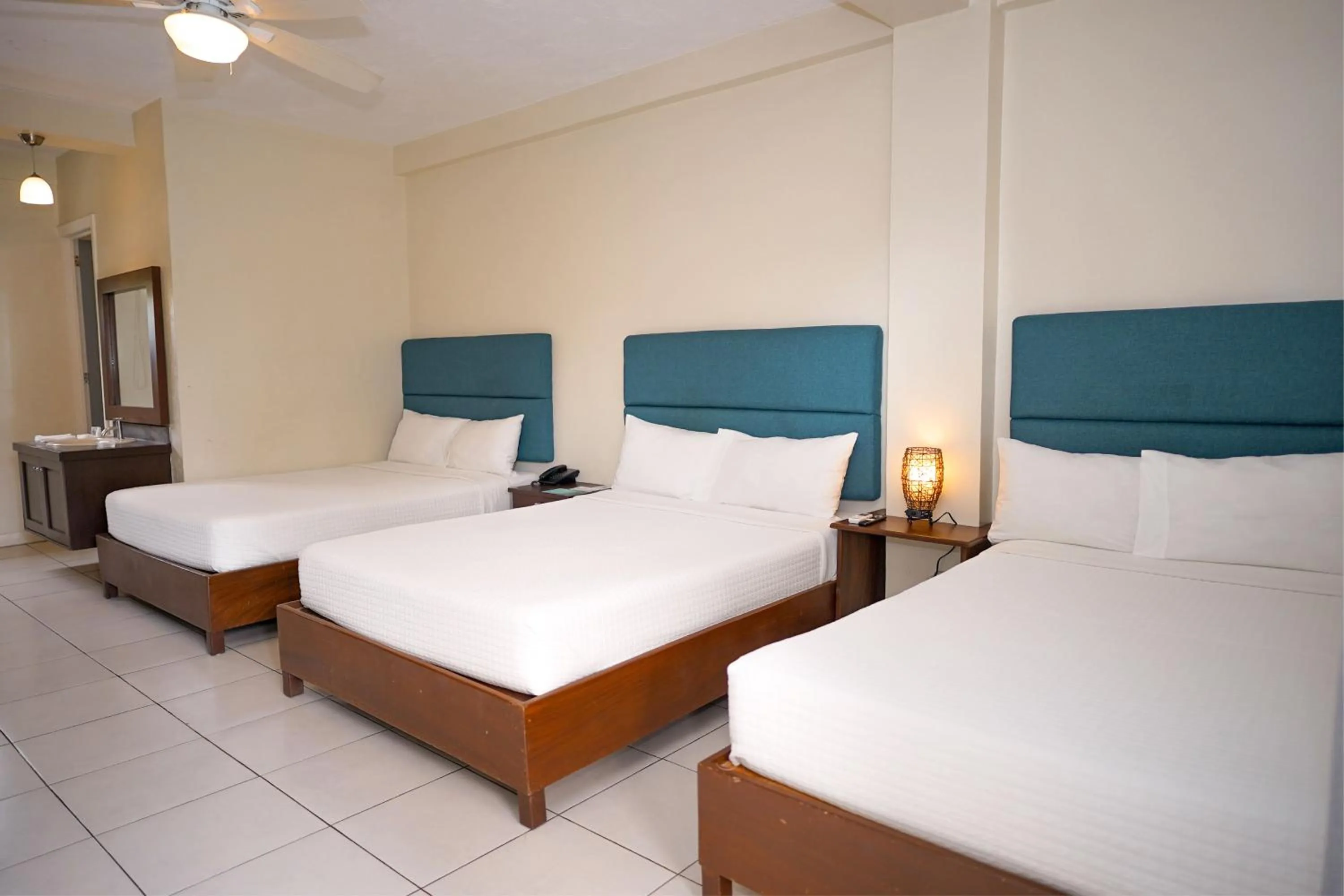 Bed in Hotel Roca Sunzal