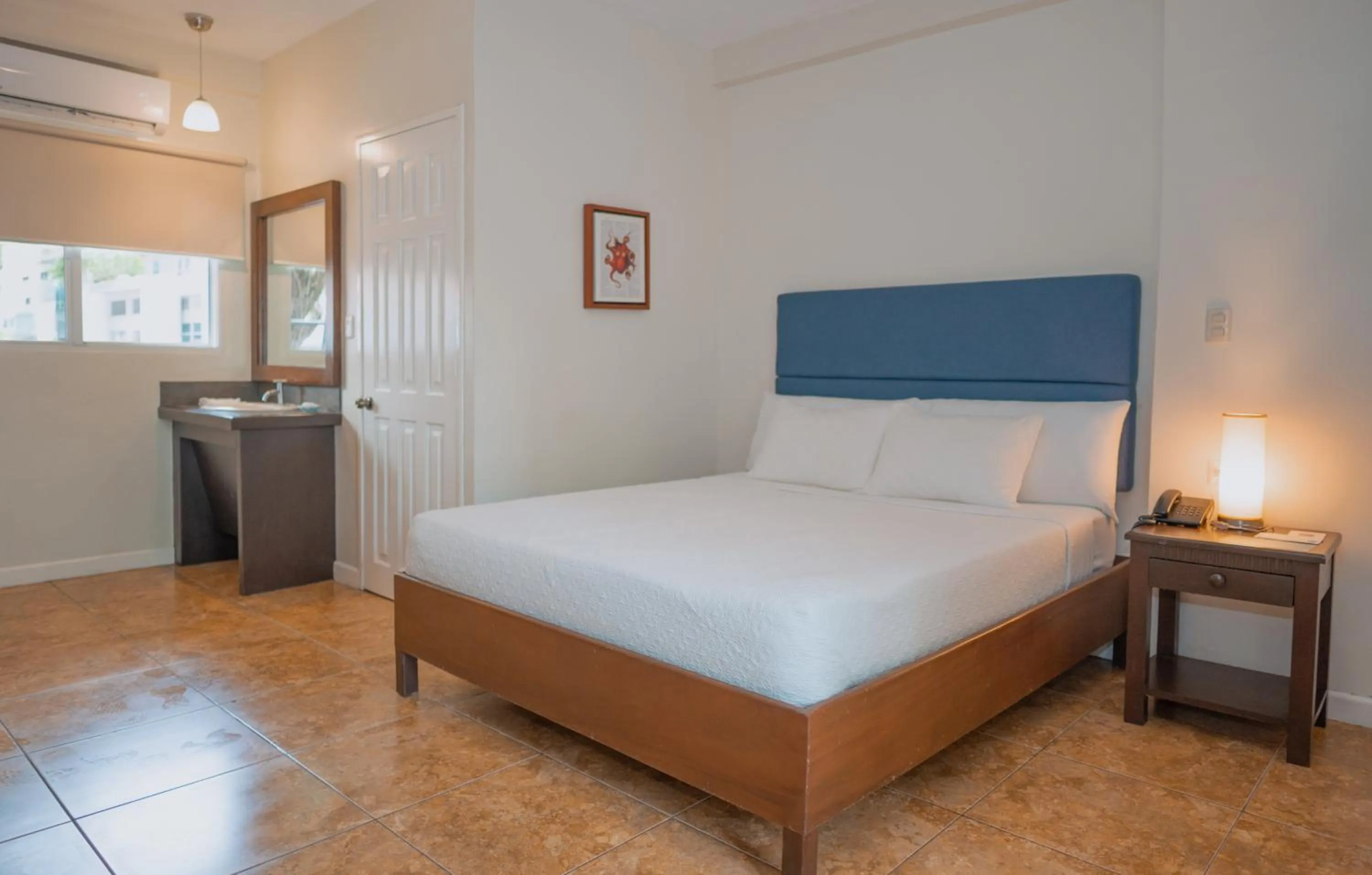 Bed in Hotel Roca Sunzal