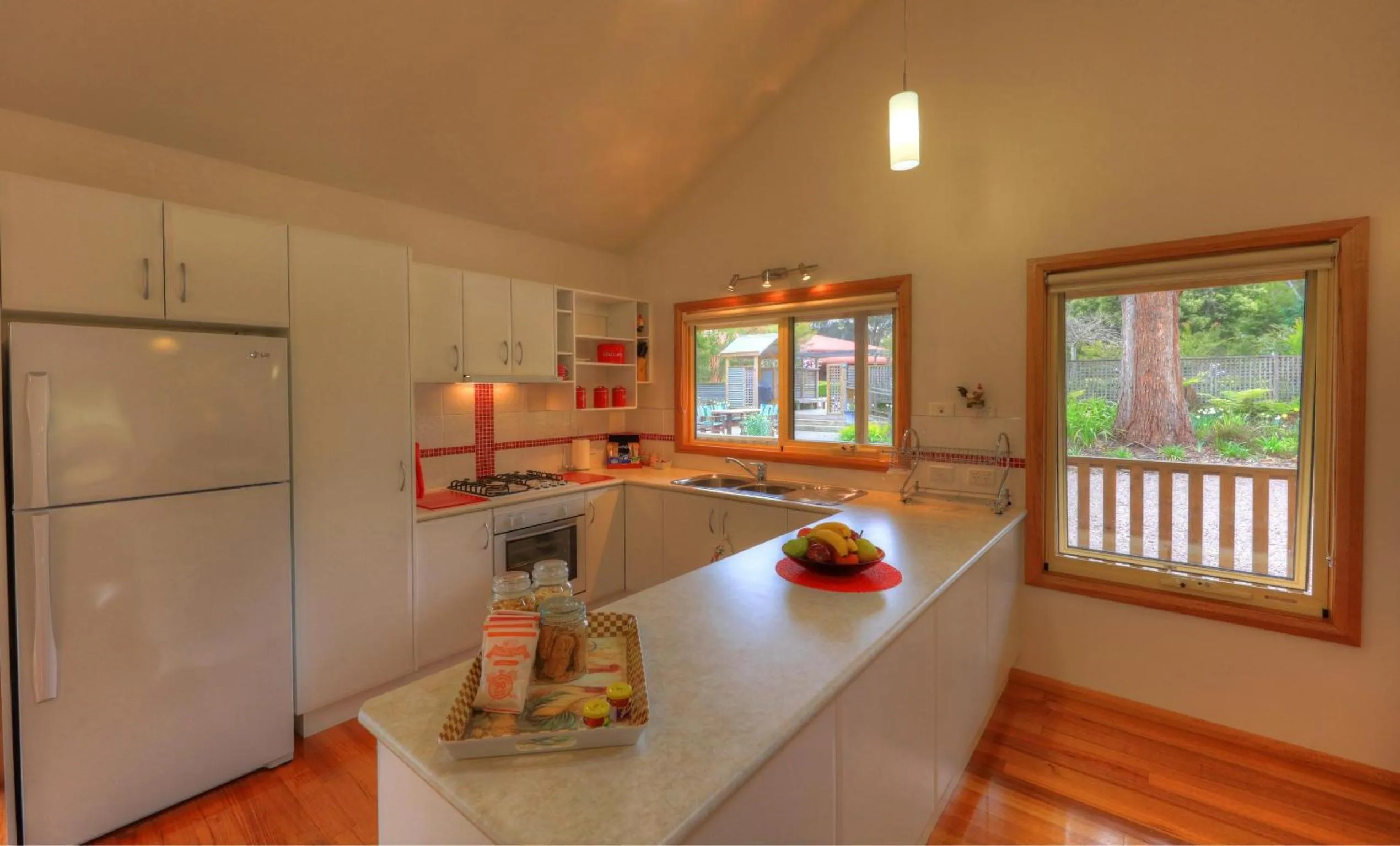 Kitchen or kitchenette in Roosters Rest