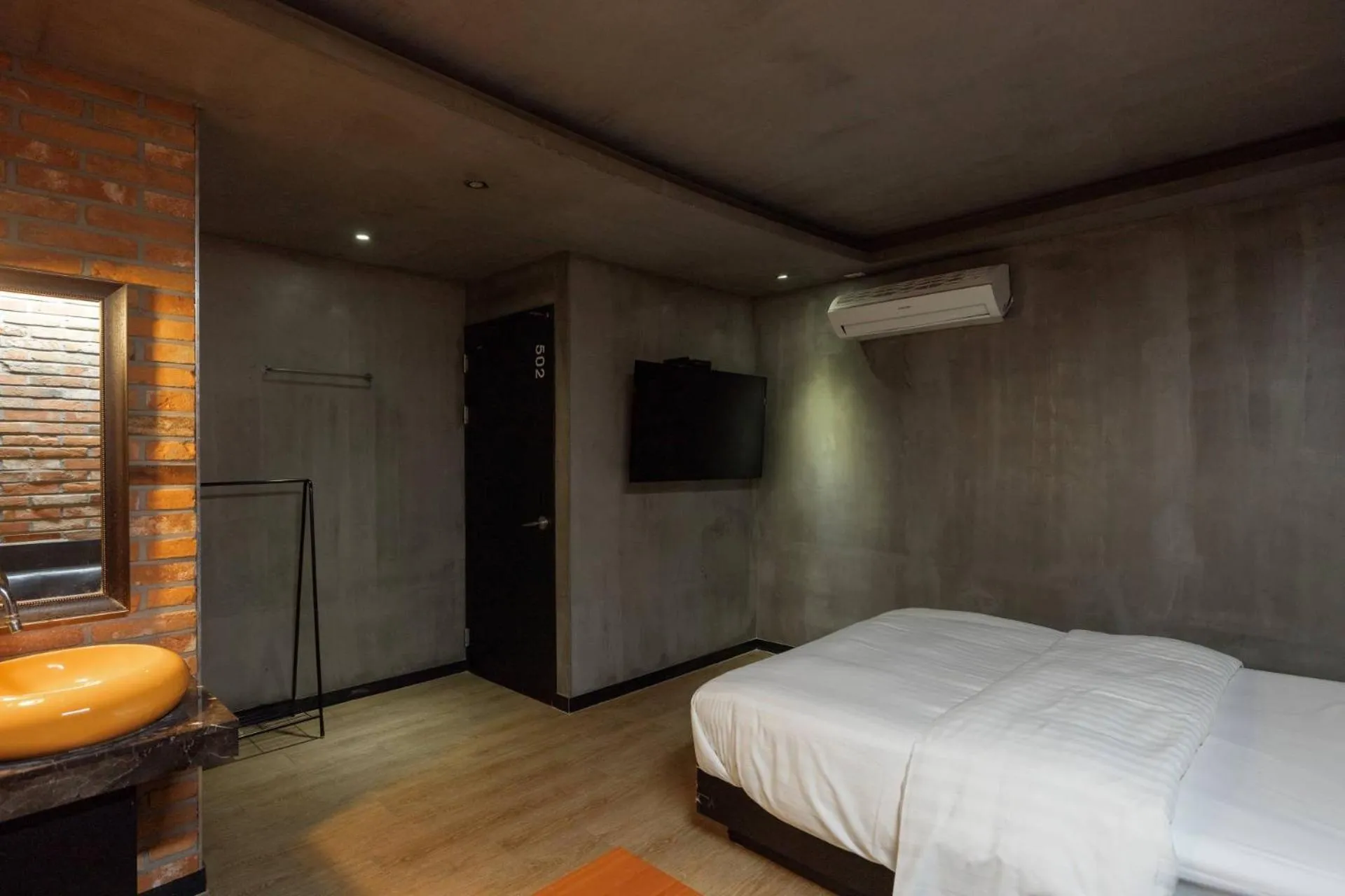 Bed in XYM Hotel Icheon