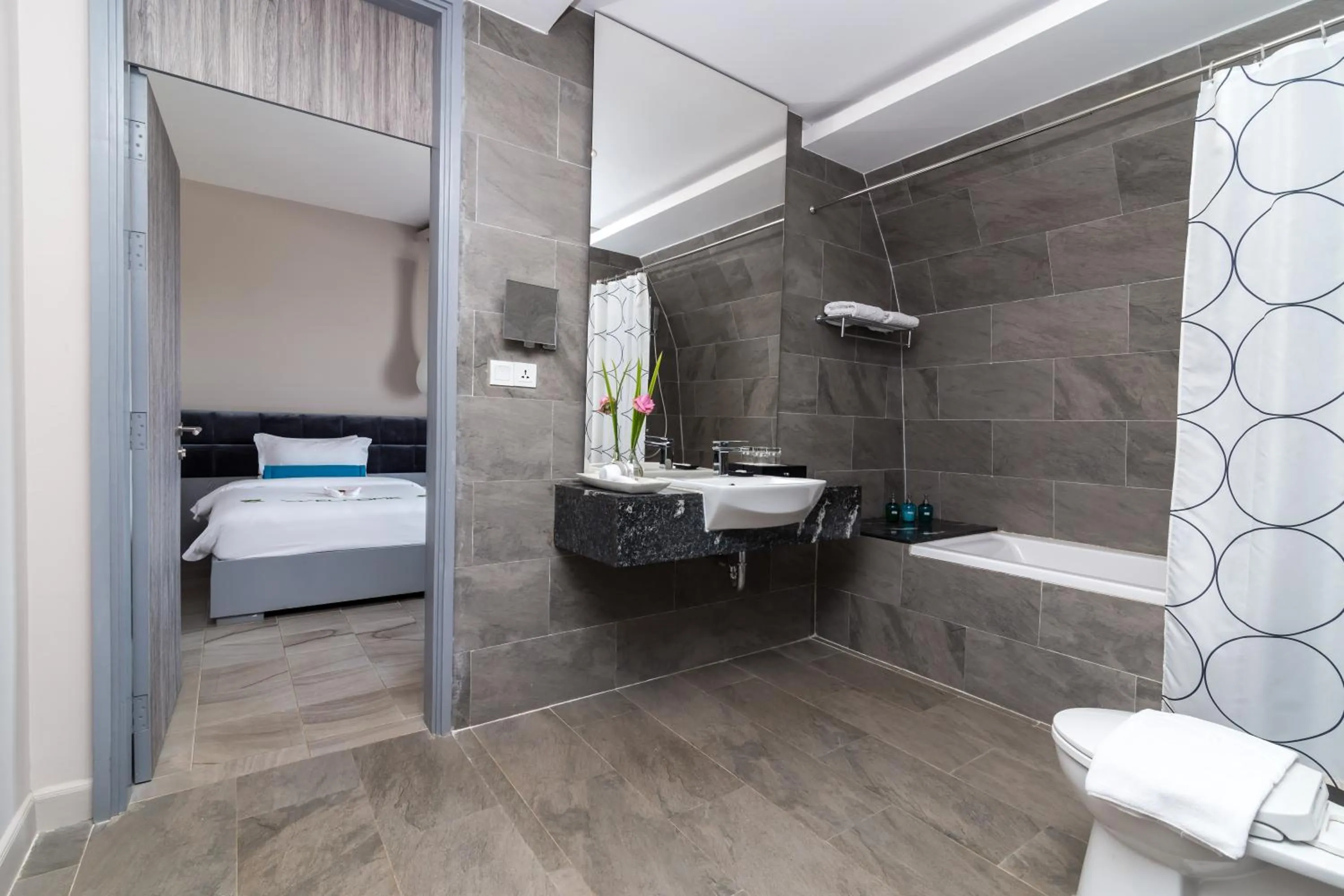 Bathroom, Bed in Damrei Angkor Hotel