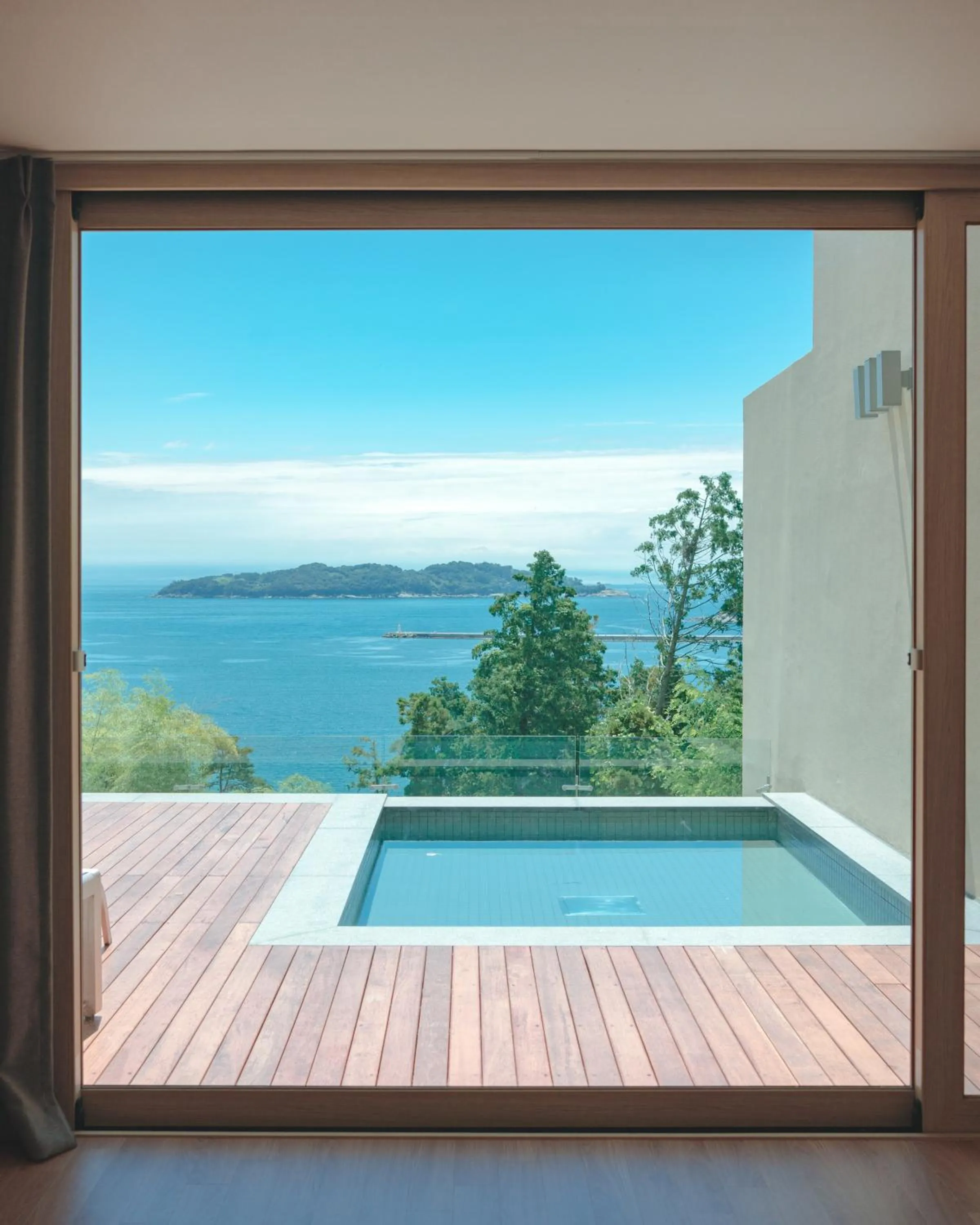 Swimming pool in Hotel SANG SANG & Private SANG SANG POOL VILLA