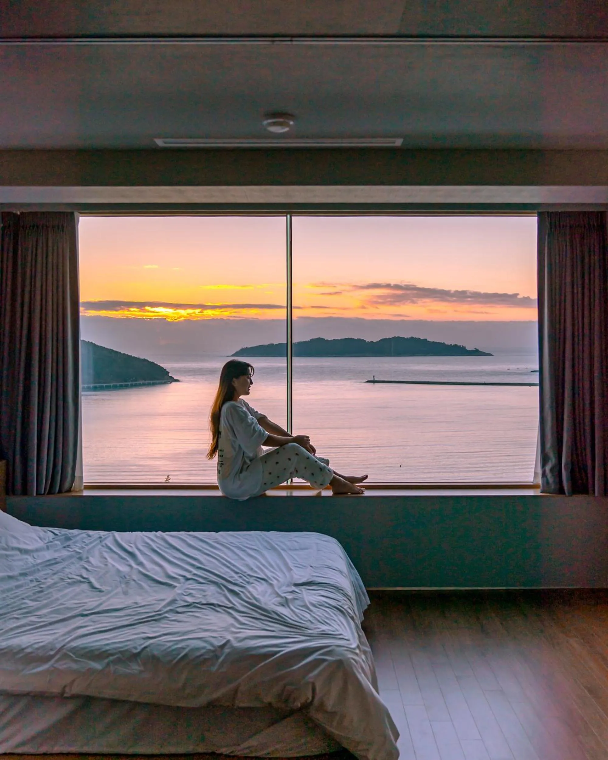 View (from property/room), Bed in Hotel SANG SANG & Private SANG SANG POOL VILLA