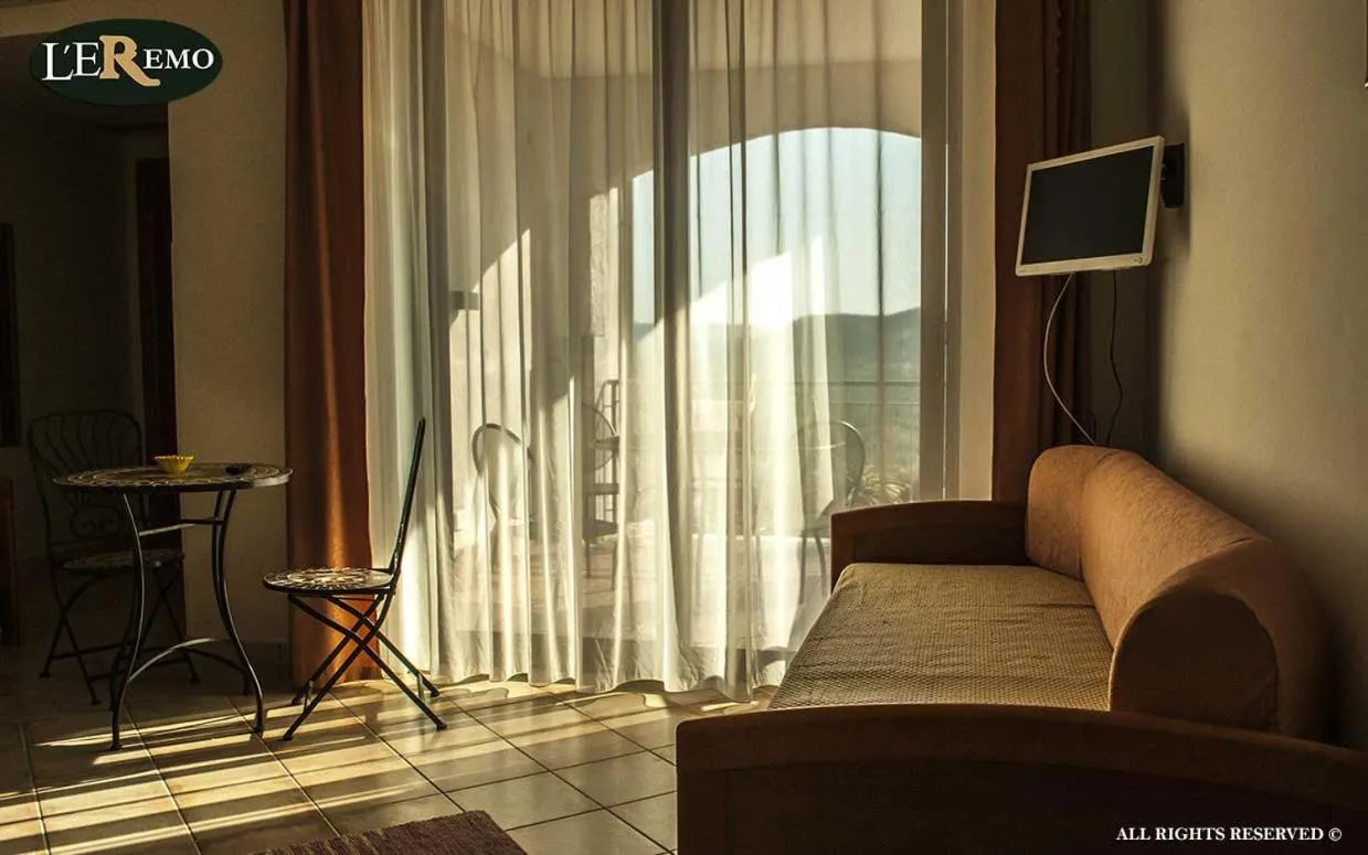 Day in L'Eremo Country House