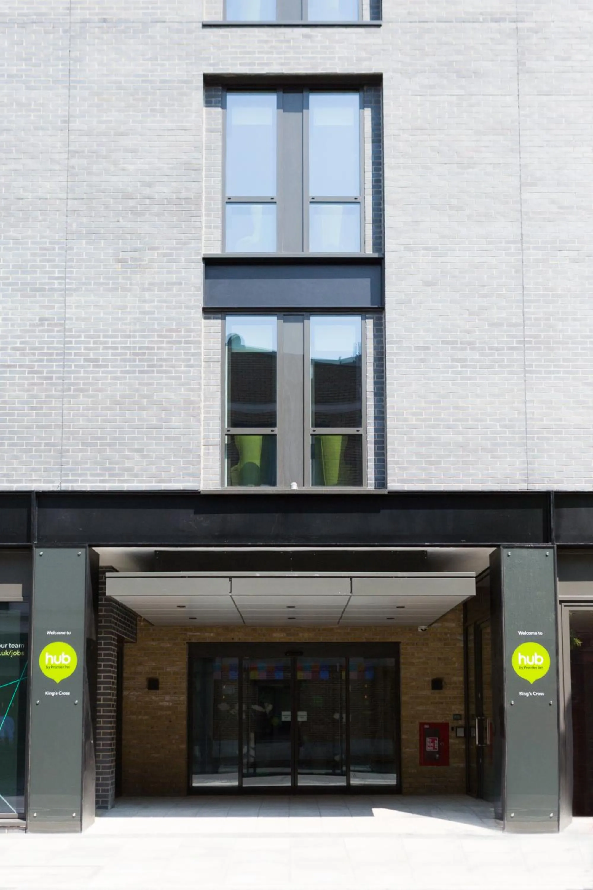 Property building in hub London - King's Cross