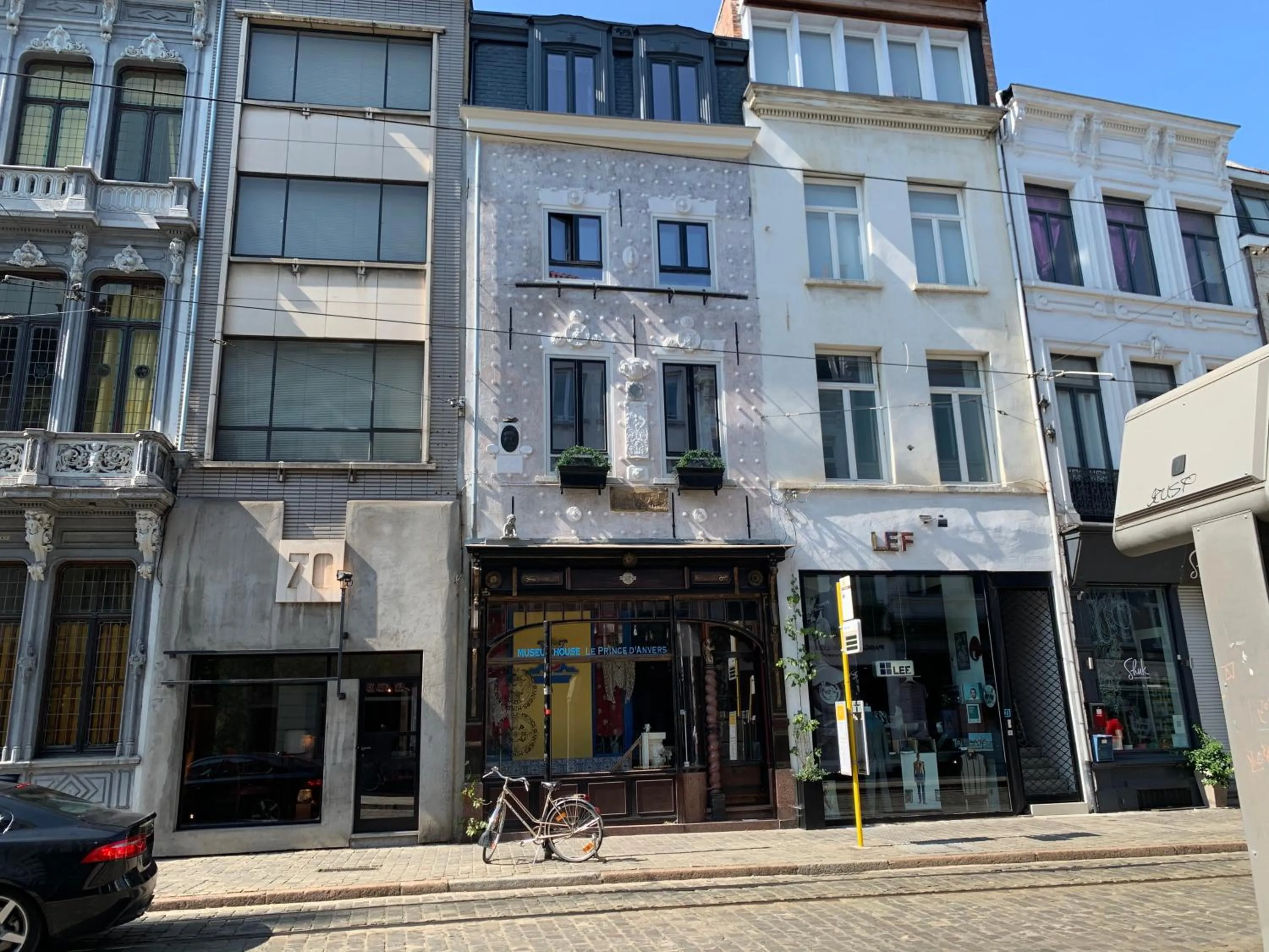 Property building in House Le Prince D'Anvers