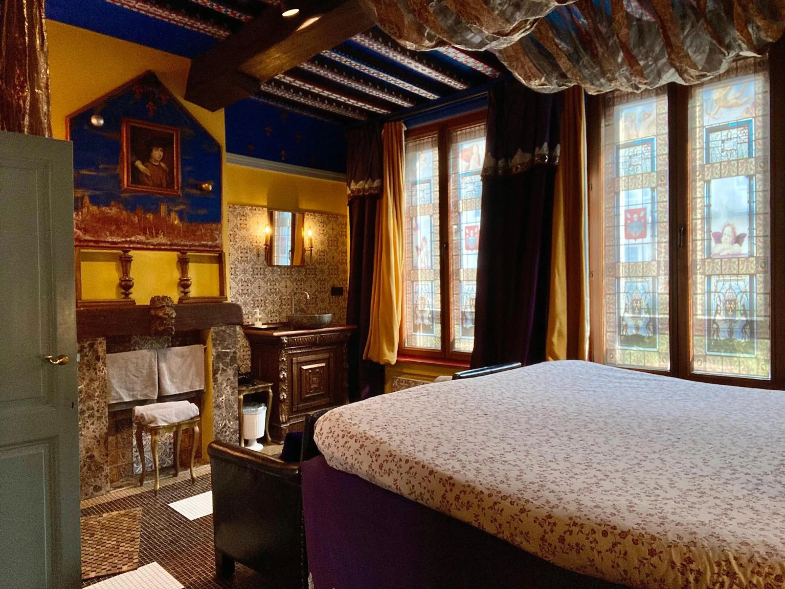 Photo of the whole room in House Le Prince D'Anvers