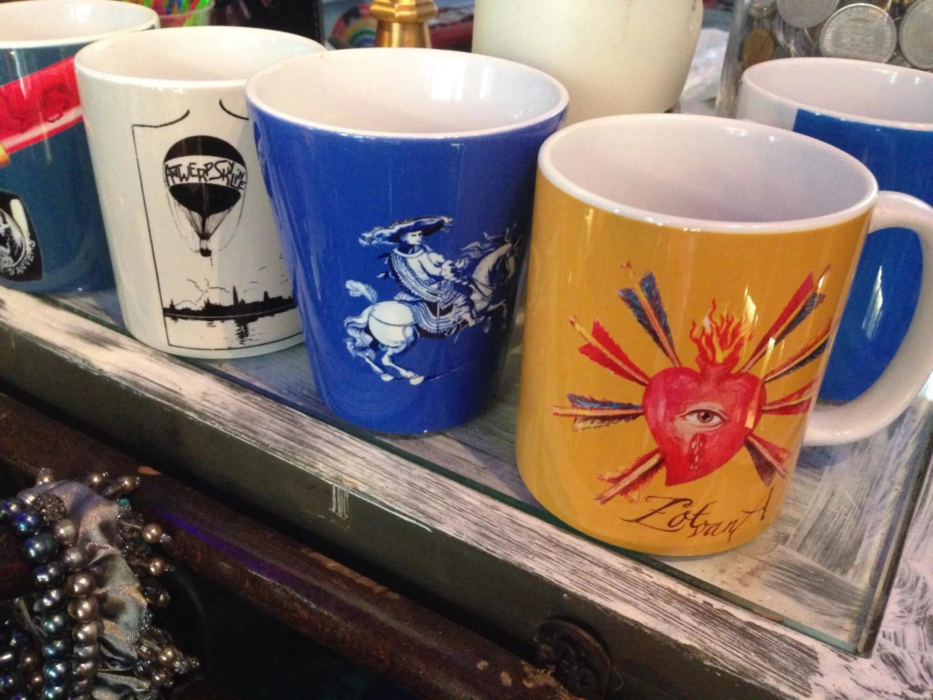 On-site shops in House Le Prince D'Anvers