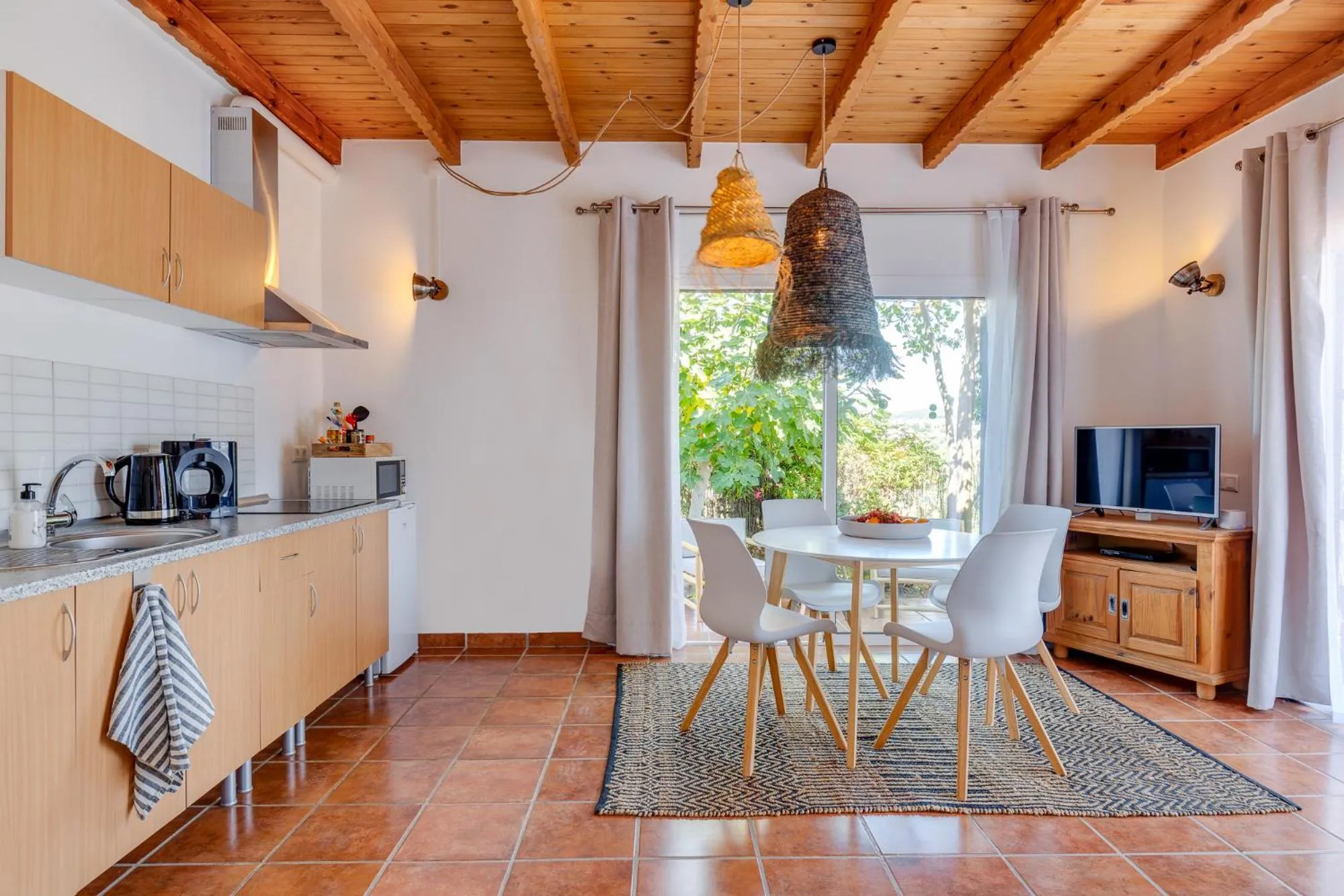 TV and multimedia in Bed And Breakfast Mirador Infinito