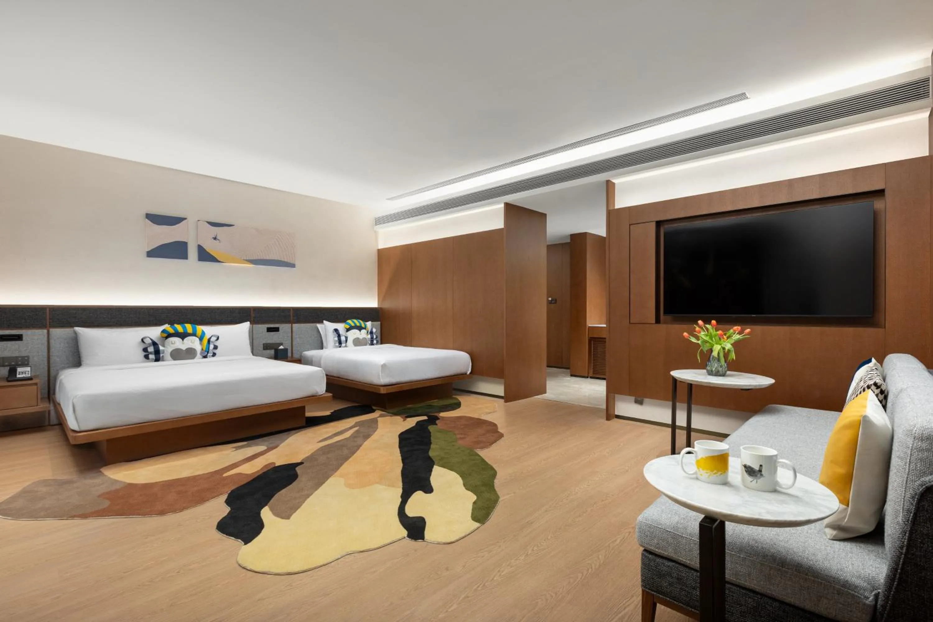 Photo of the whole room, Bed in voco Ningbo Dongqian Lake by IHG