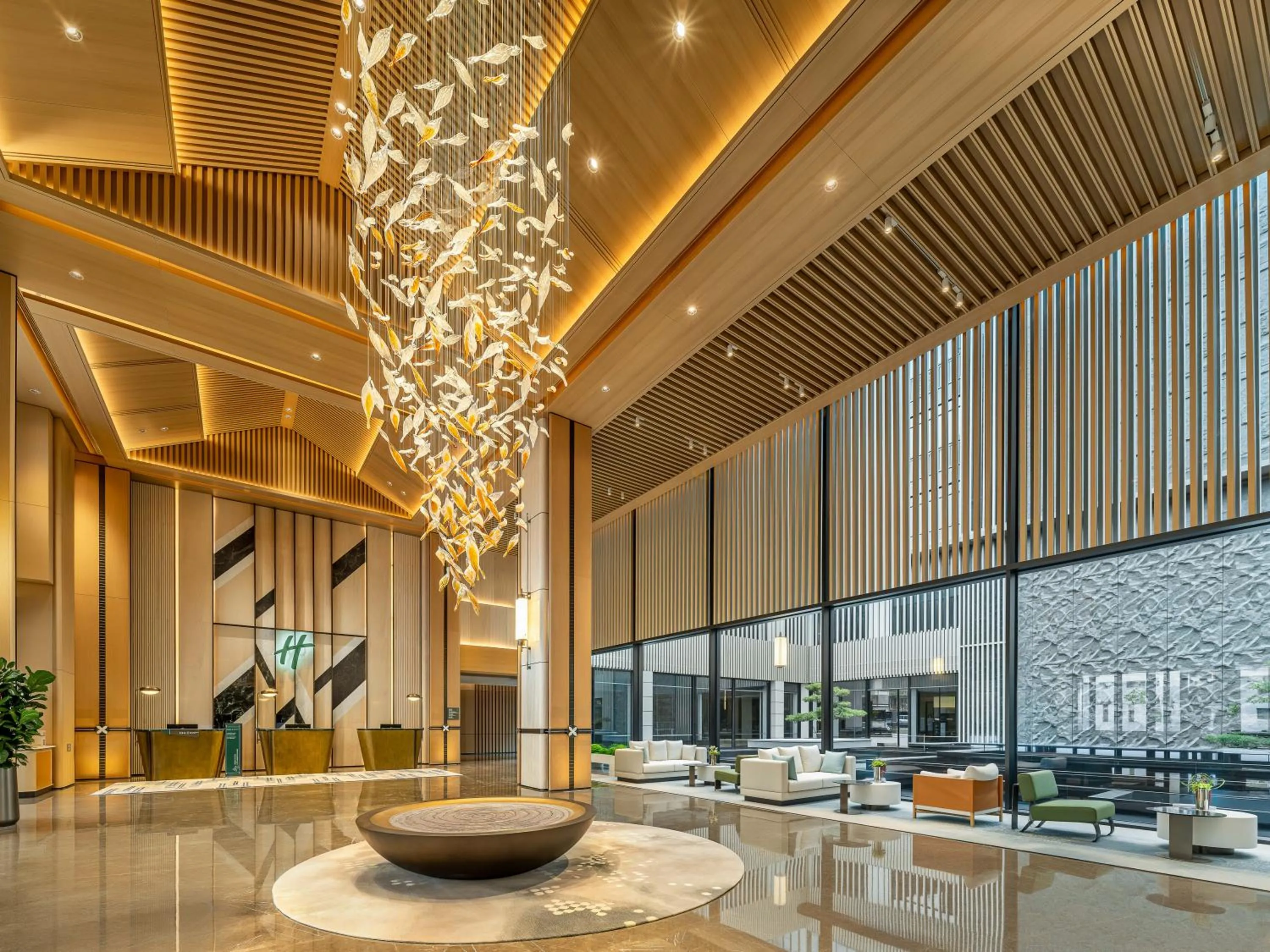 Seating area in Holiday Inn Ningde Jiaocheng by IHG