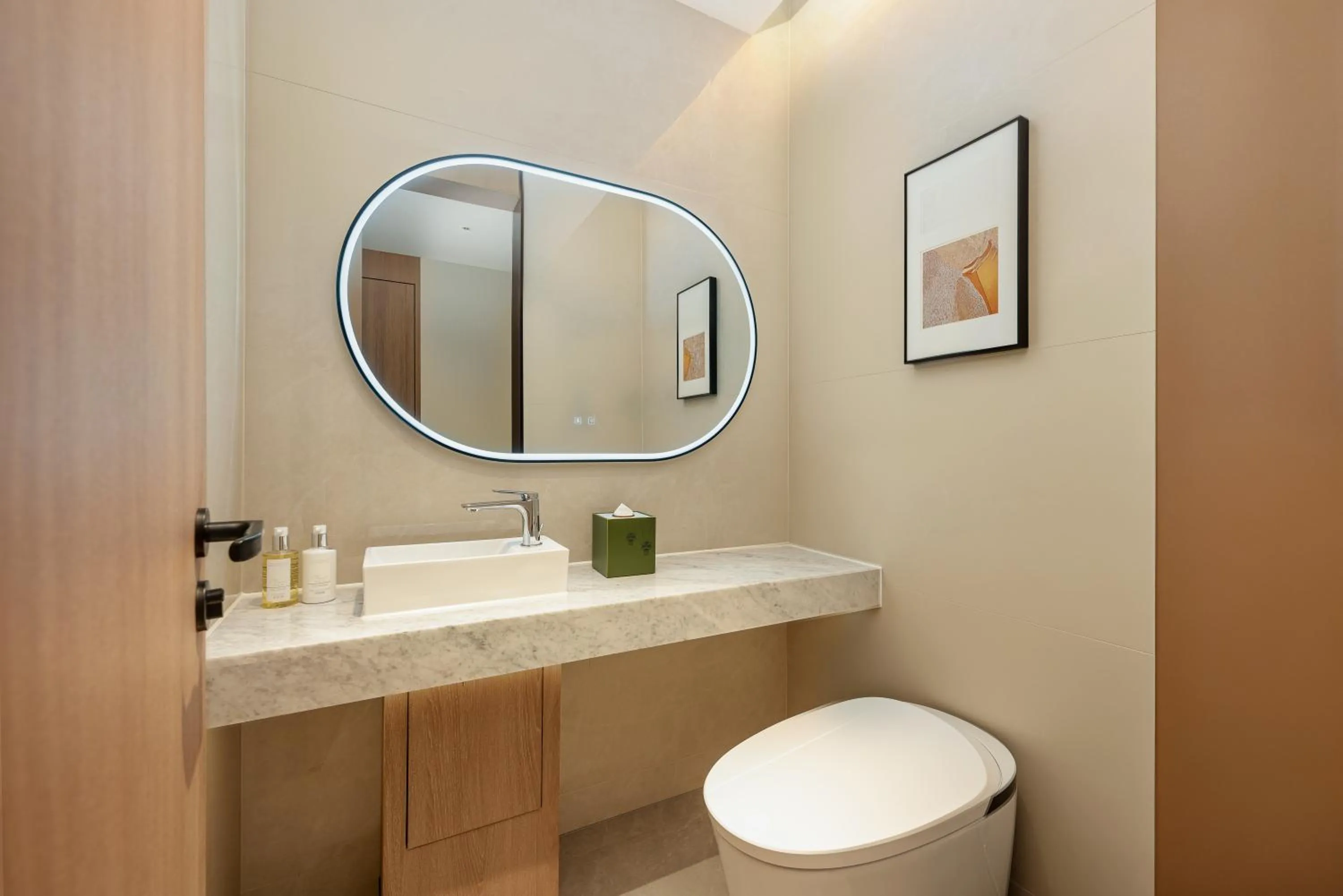 Toilet in Holiday Inn Ningde Jiaocheng by IHG