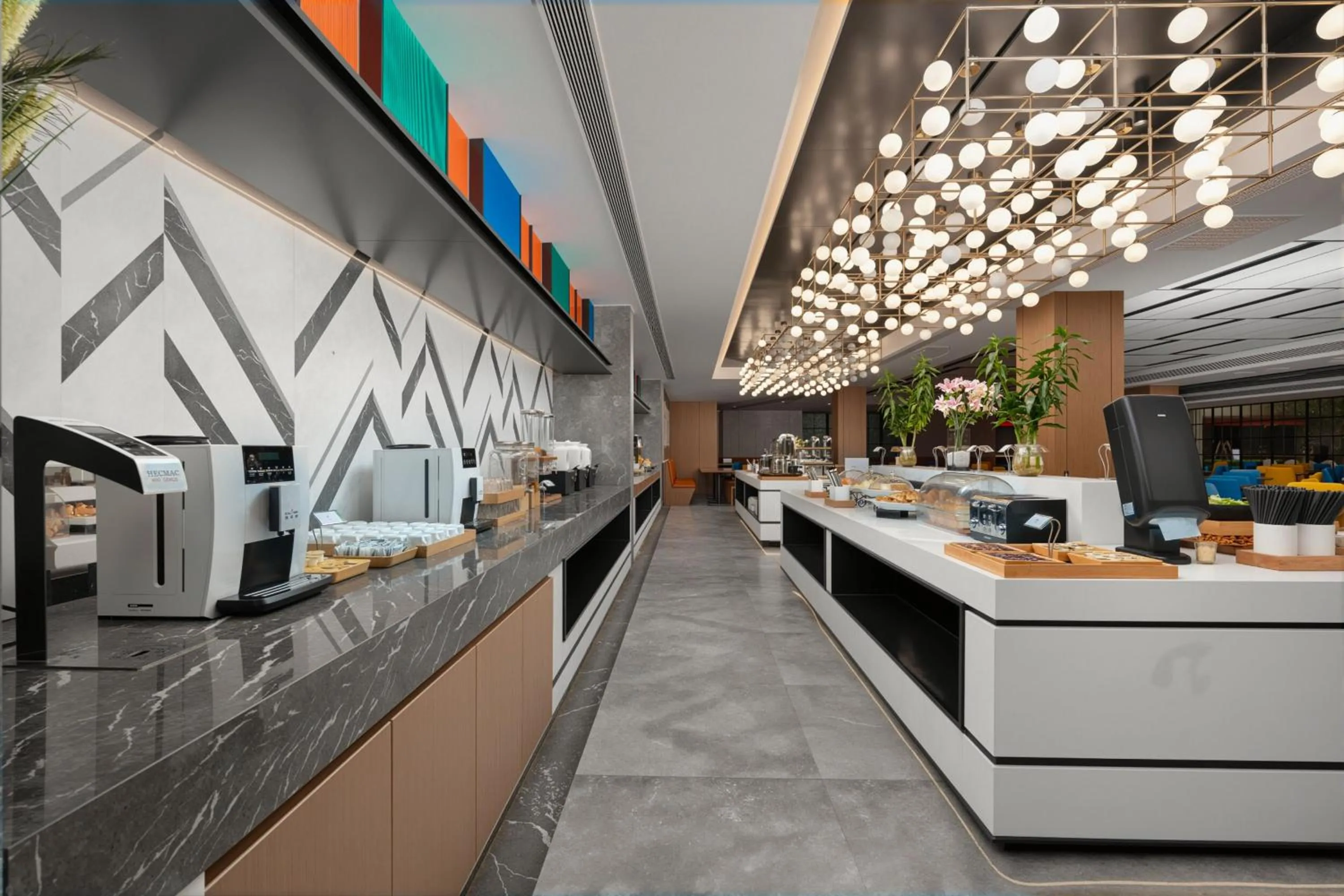 Restaurant/places to eat in Holiday Inn Beijing Daxing Movie Park by IHG