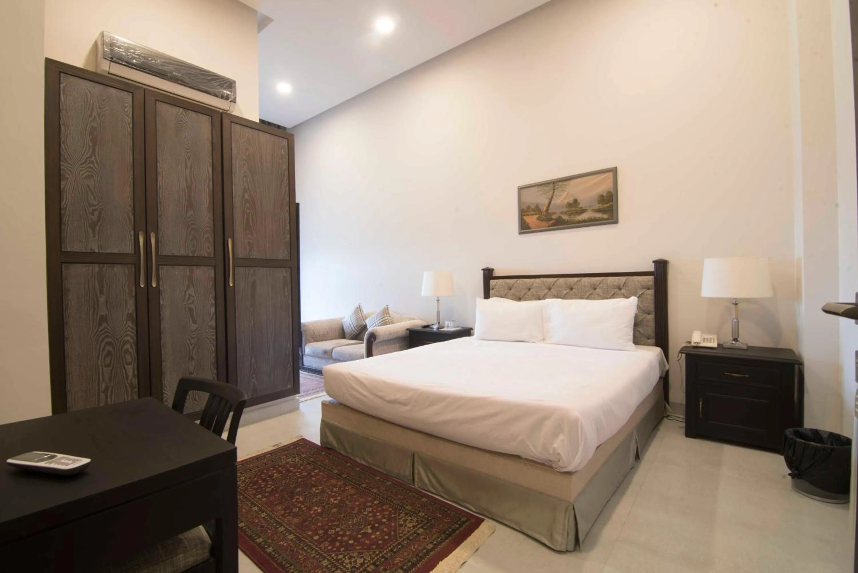 Bed in Cadillac Hotel