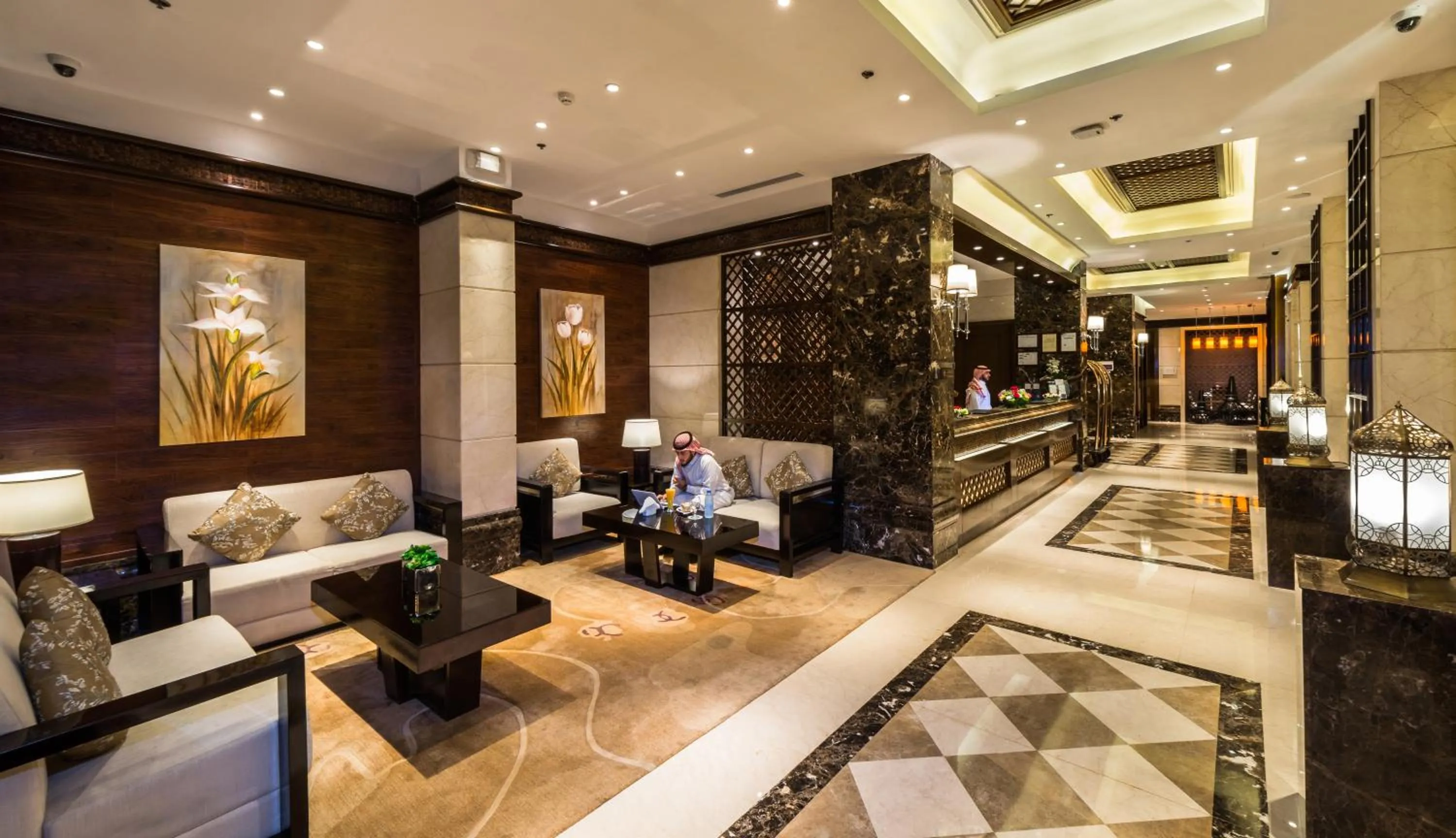 Lobby or reception in Boudl Mahayel Aseer