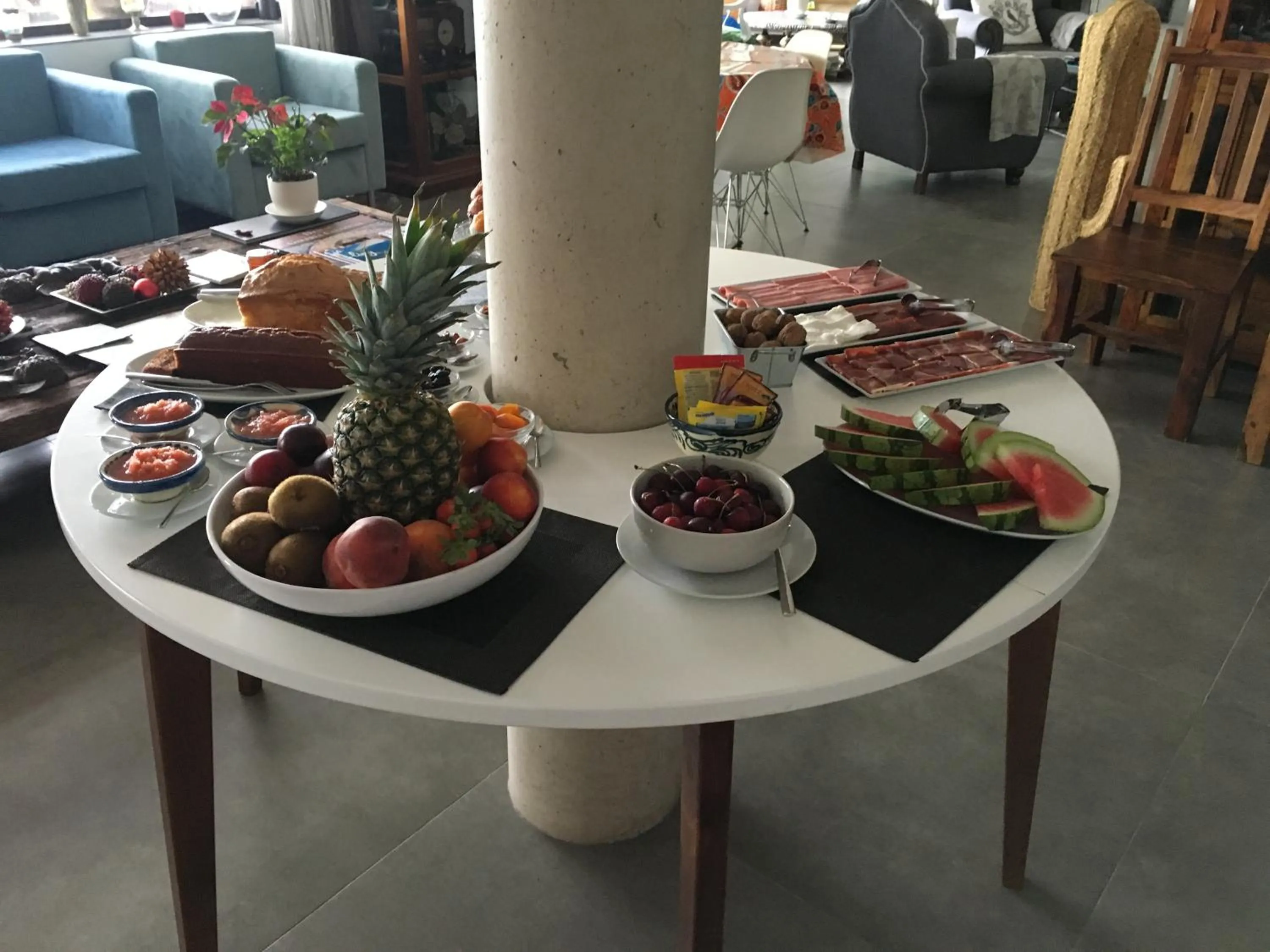 Breakfast in El Sosiego