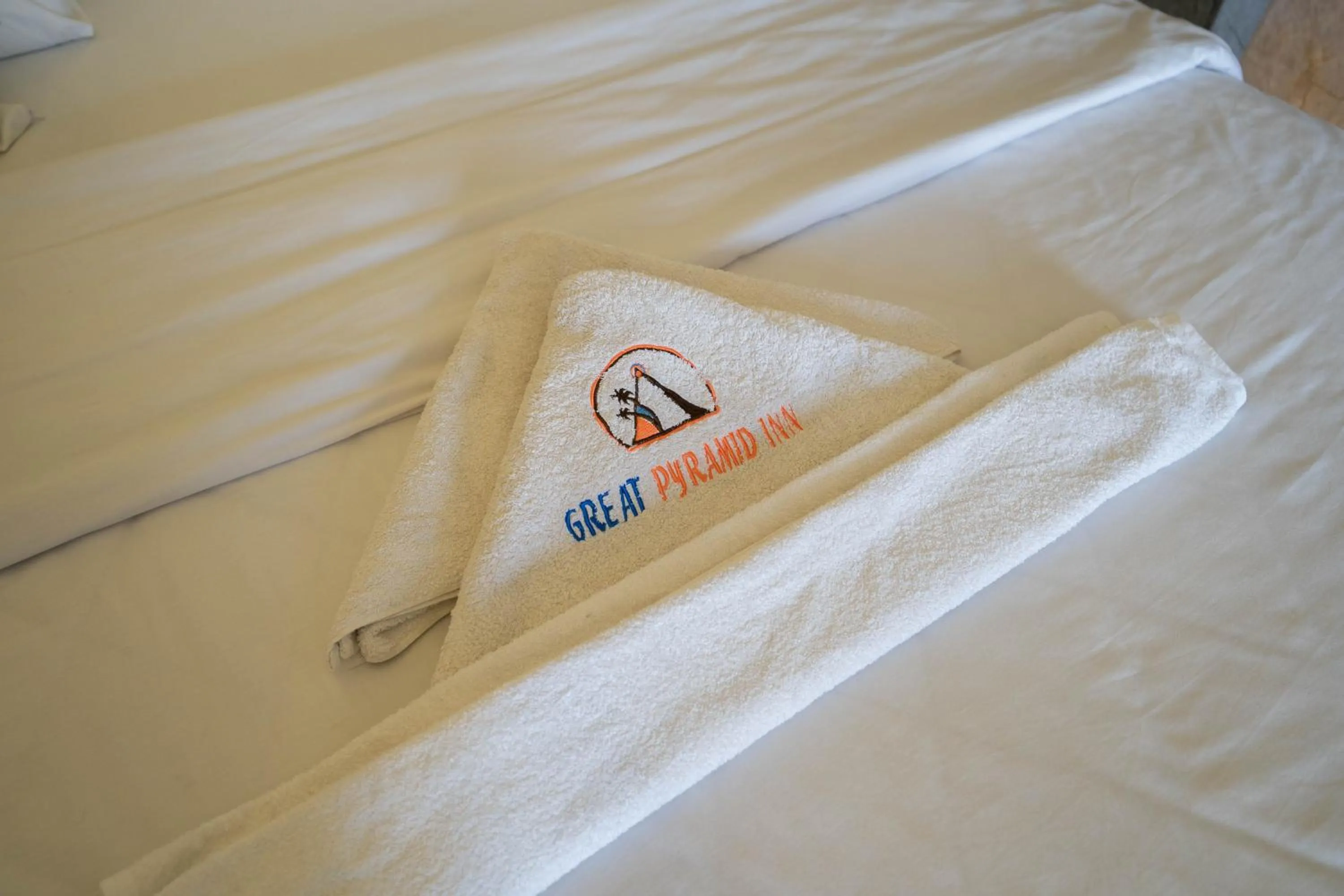 Bed in Great Pyramid Inn