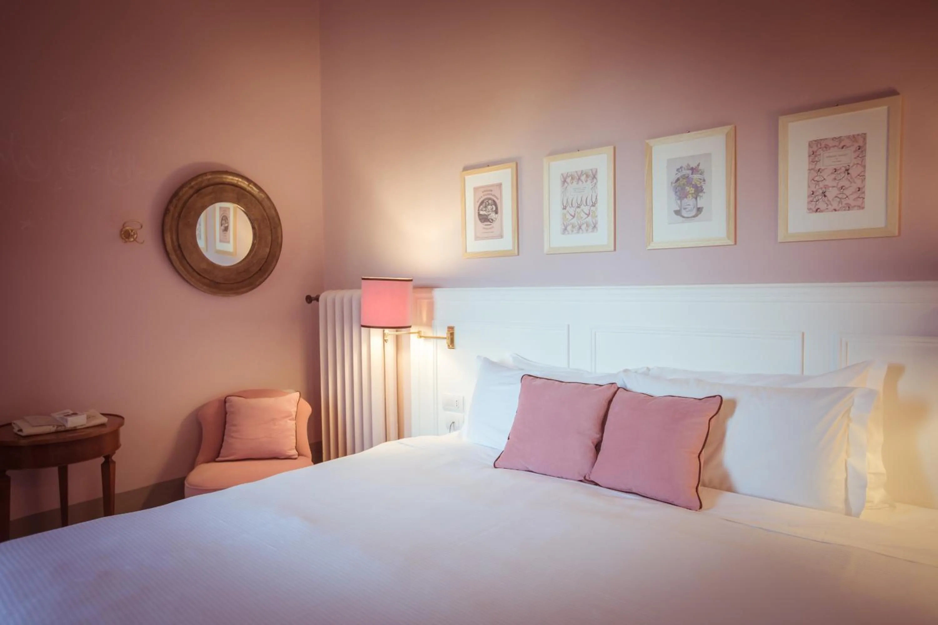 Bedroom, Bed in AdAstra Suites