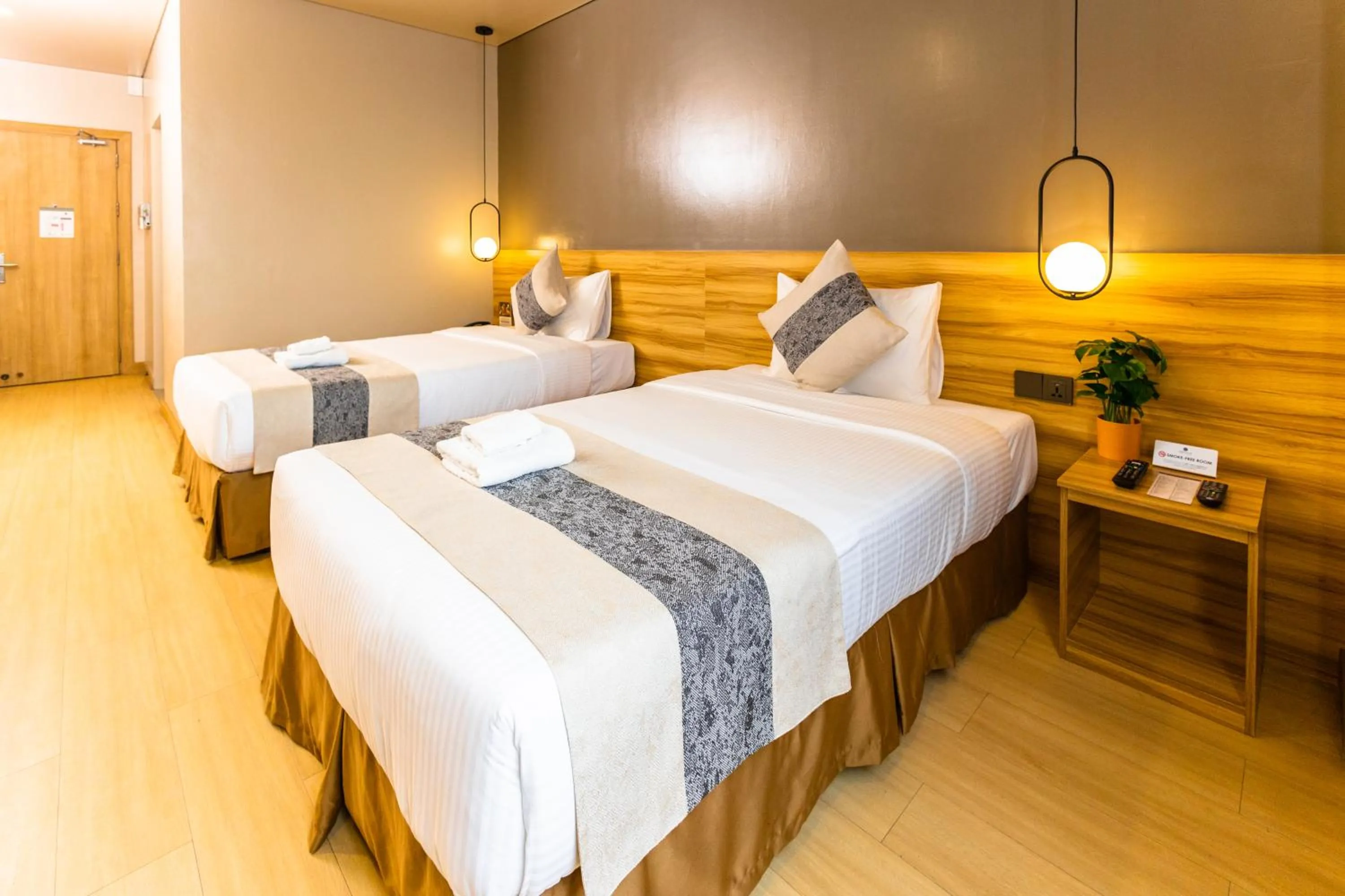 Bed in Madison 101 Hotel + Tower