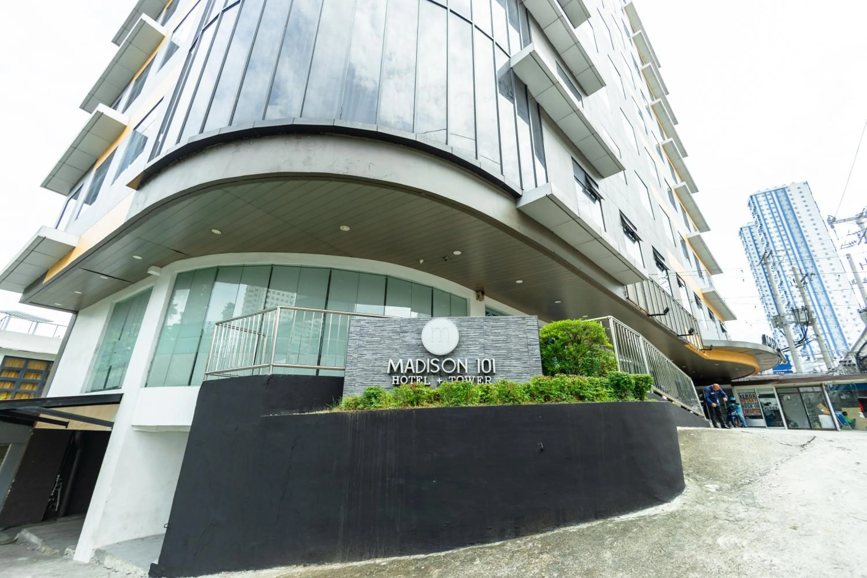 Property building in Madison 101 Hotel + Tower