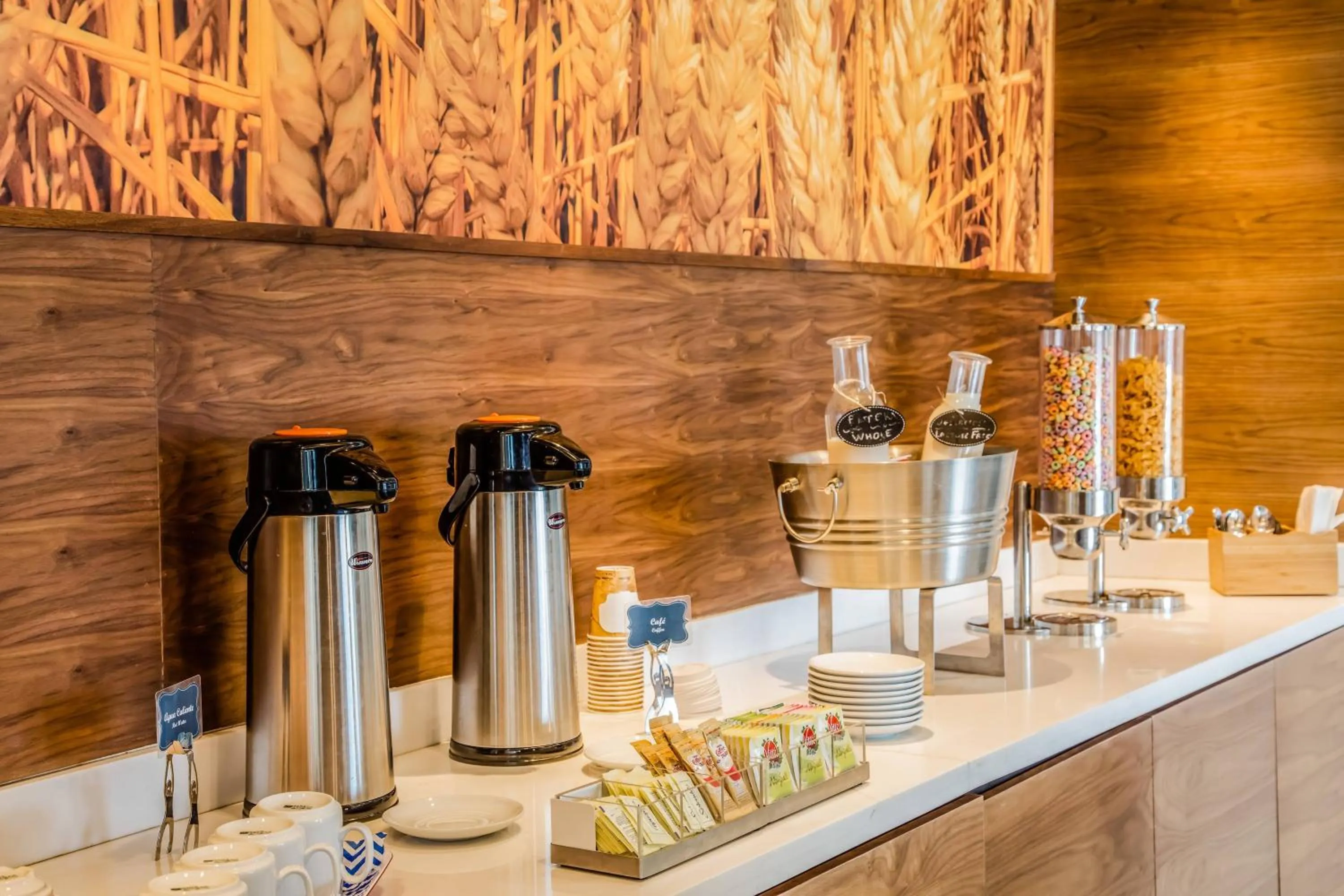 Breakfast in Fairfield Inn & Suites Queretaro Juriquilla