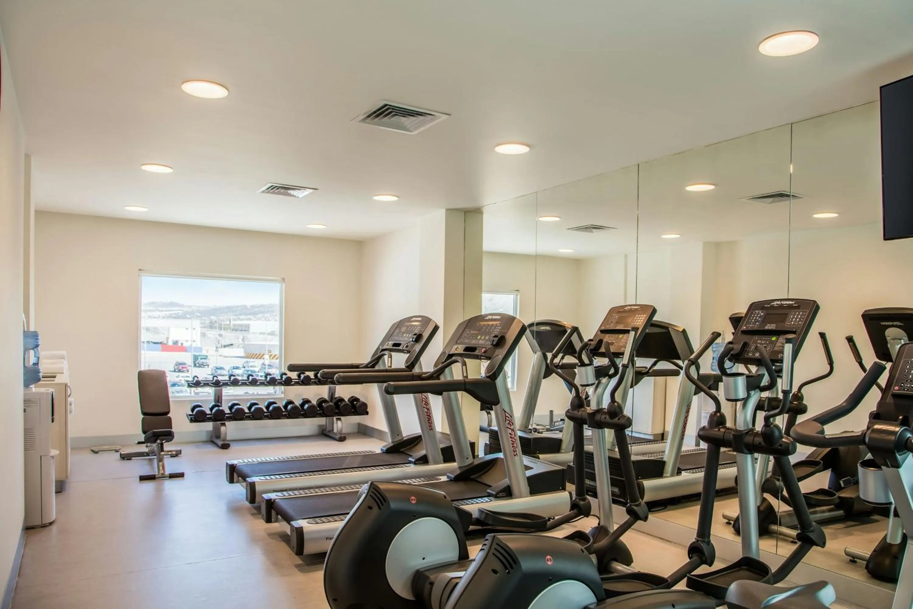 Fitness centre/facilities in Fairfield Inn & Suites Queretaro Juriquilla