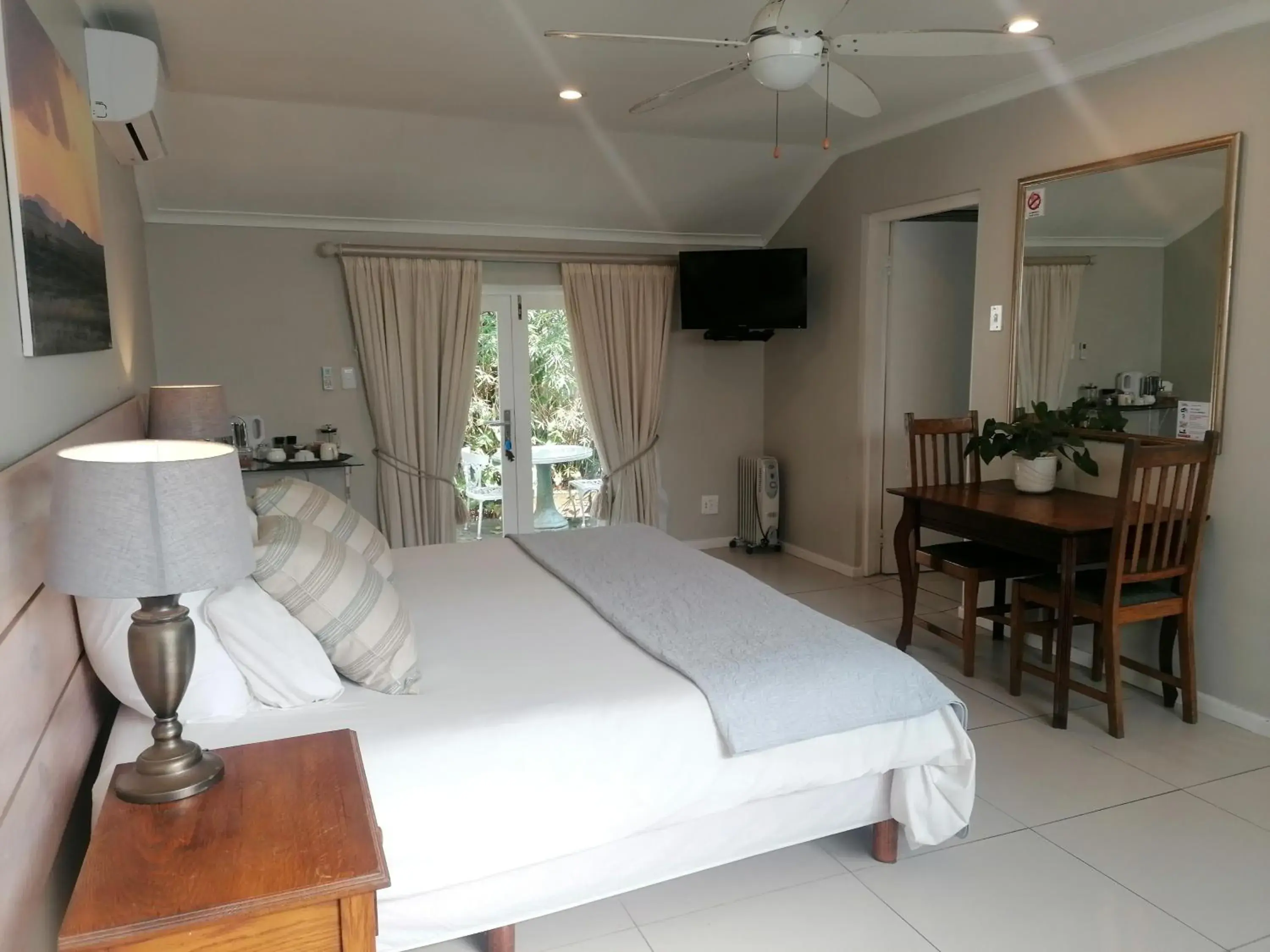 Superior Triple Room - single occupancy in Pollock's B&B Superior Triple Room - single occupancy in Pollock's B&B