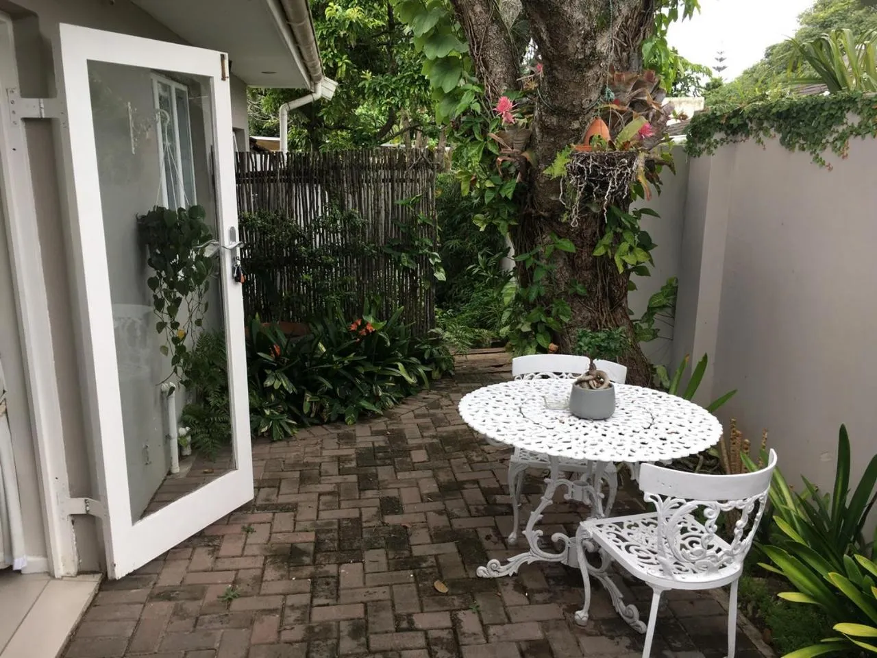 Patio in Pollock's B&B