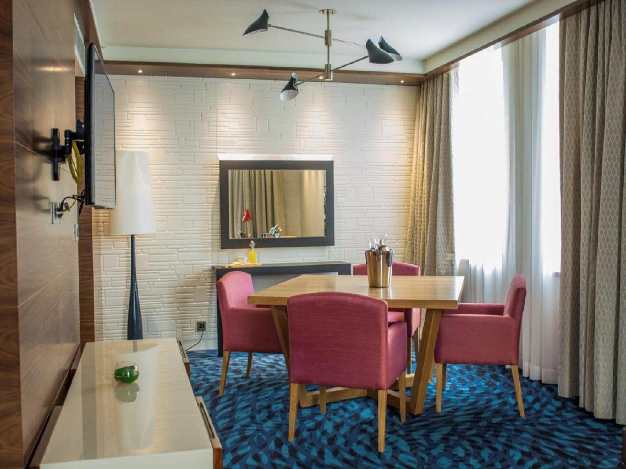 Dining area in Radisson Blu M'Bamou Palace Hotel, Brazzaville