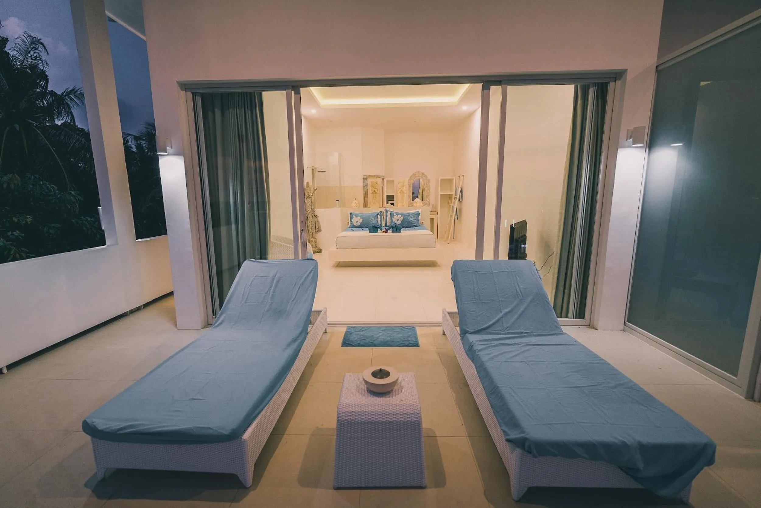 Patio in Villa Gili Bali Beach