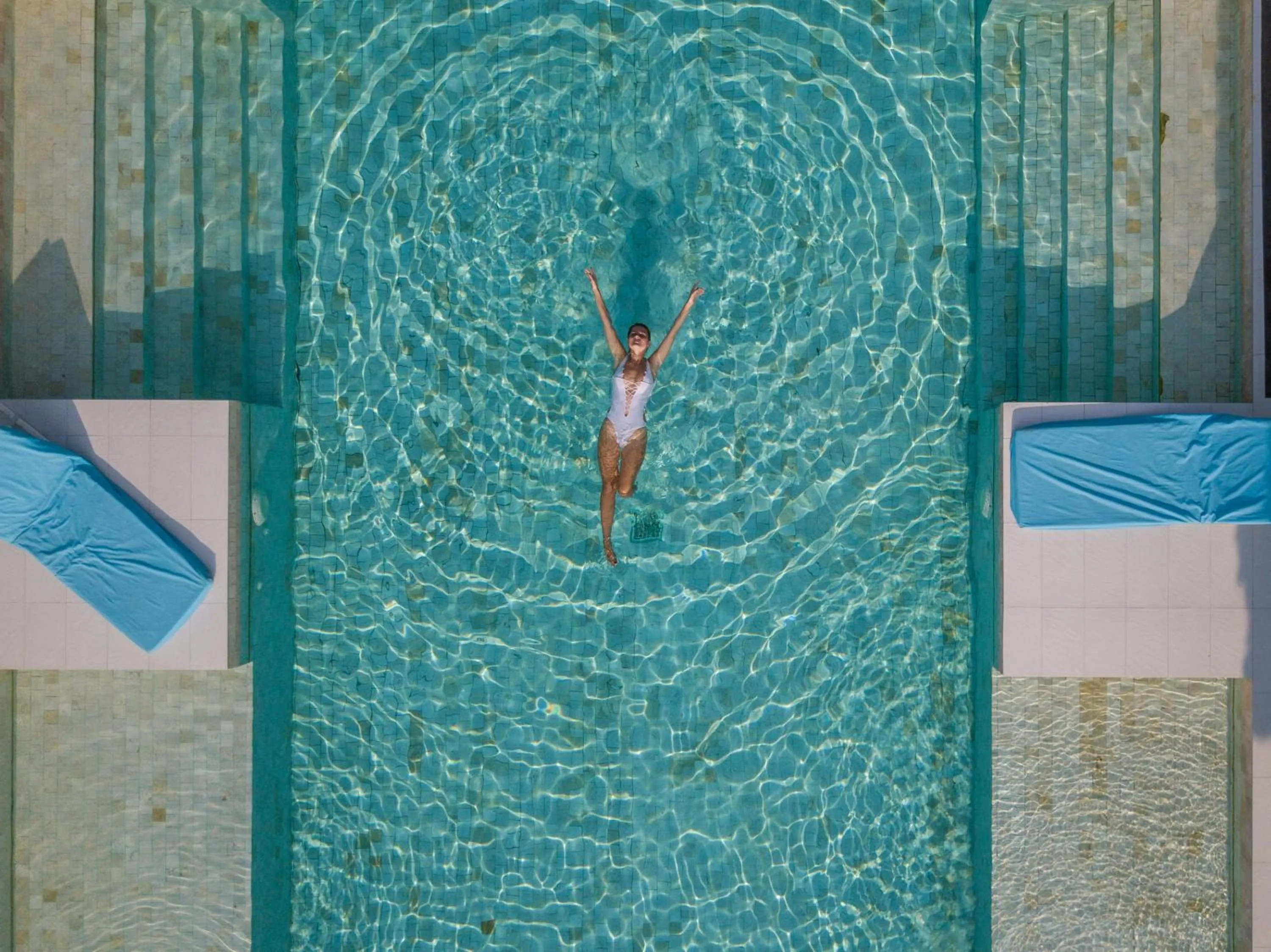 Swimming pool in Villa Gili Bali Beach