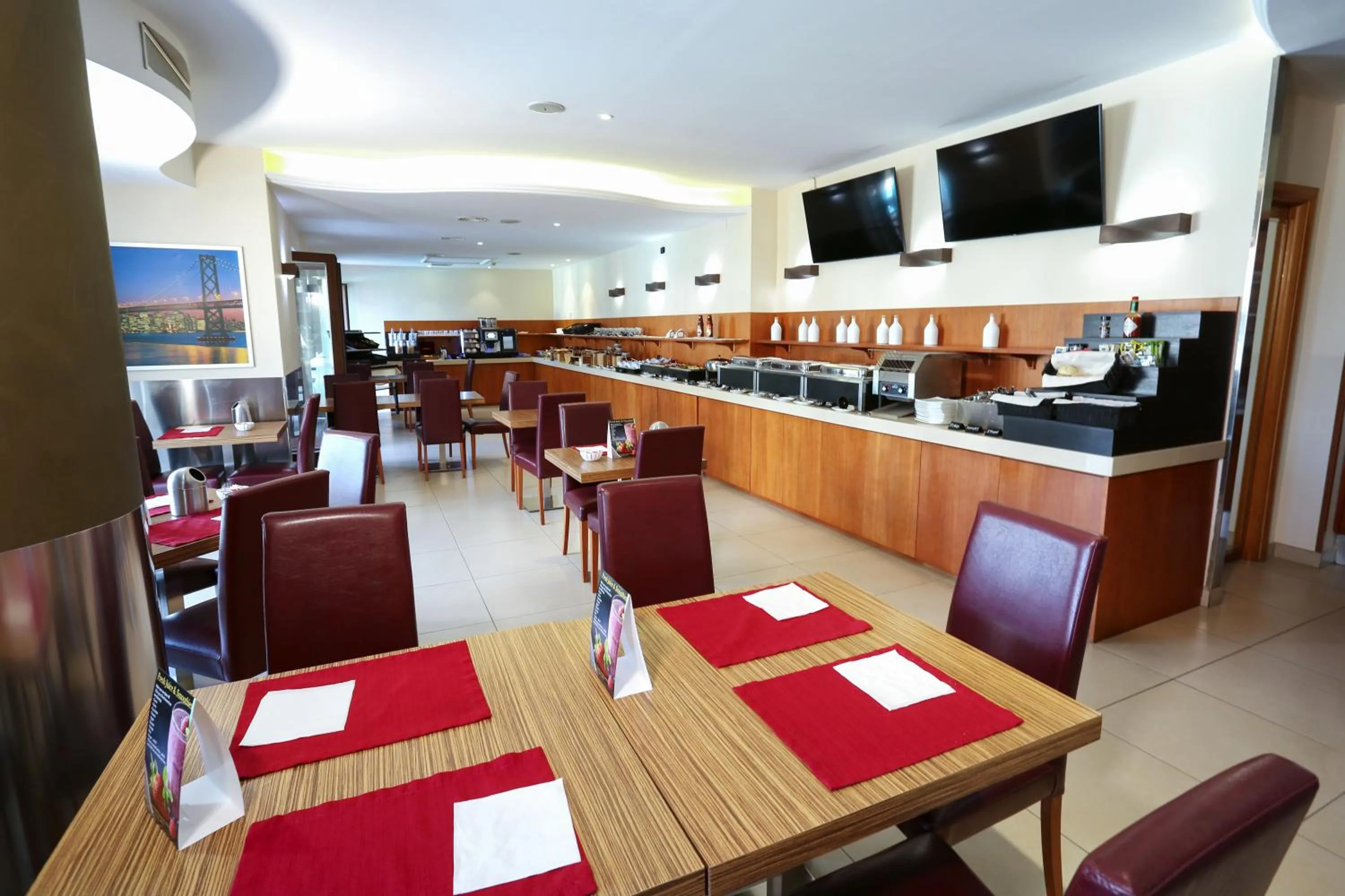 Restaurant/places to eat in Hotel Agora Sure Hotel Collection by Best Western