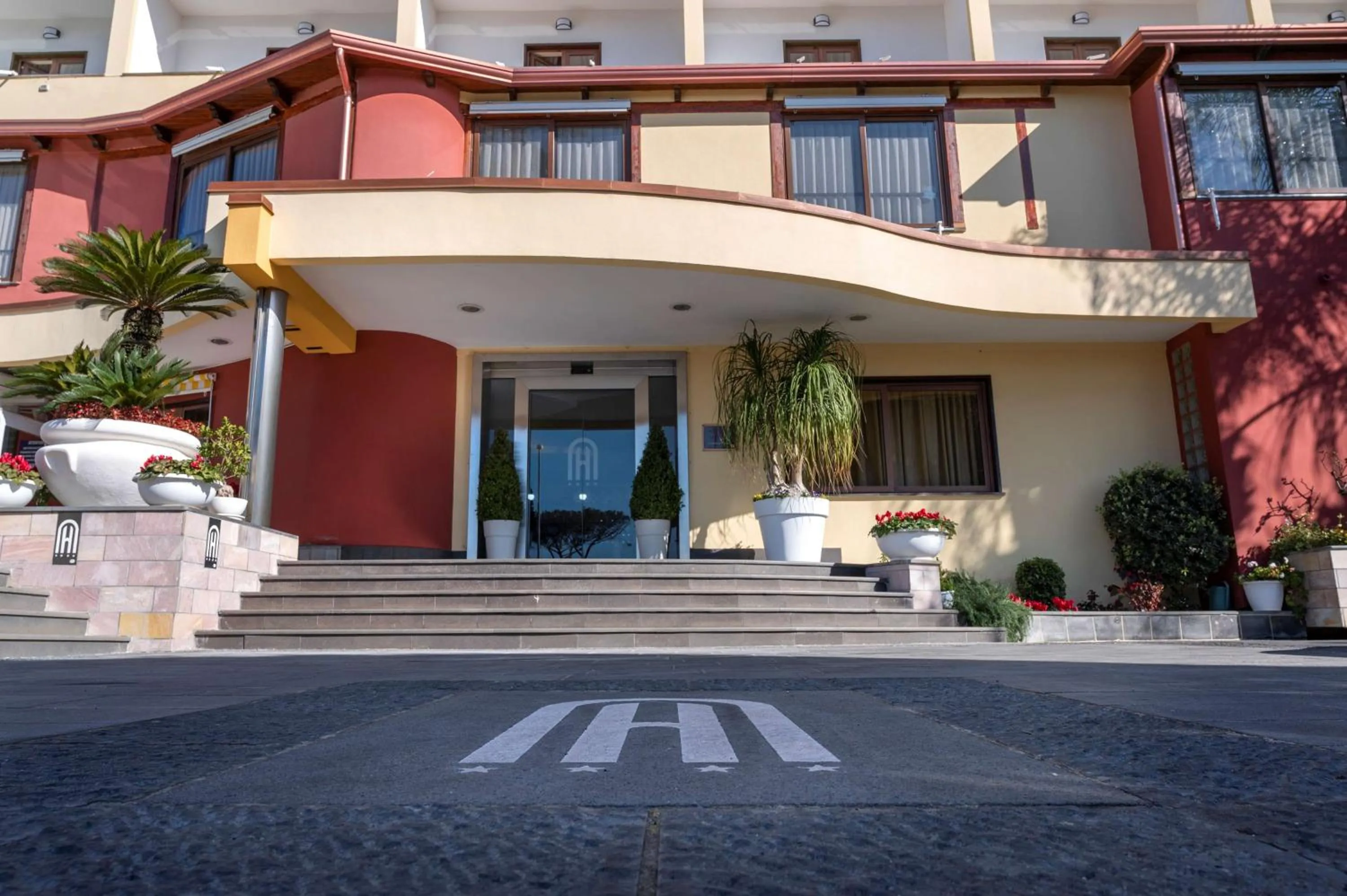 Property building in Hotel Agora Sure Hotel Collection by Best Western